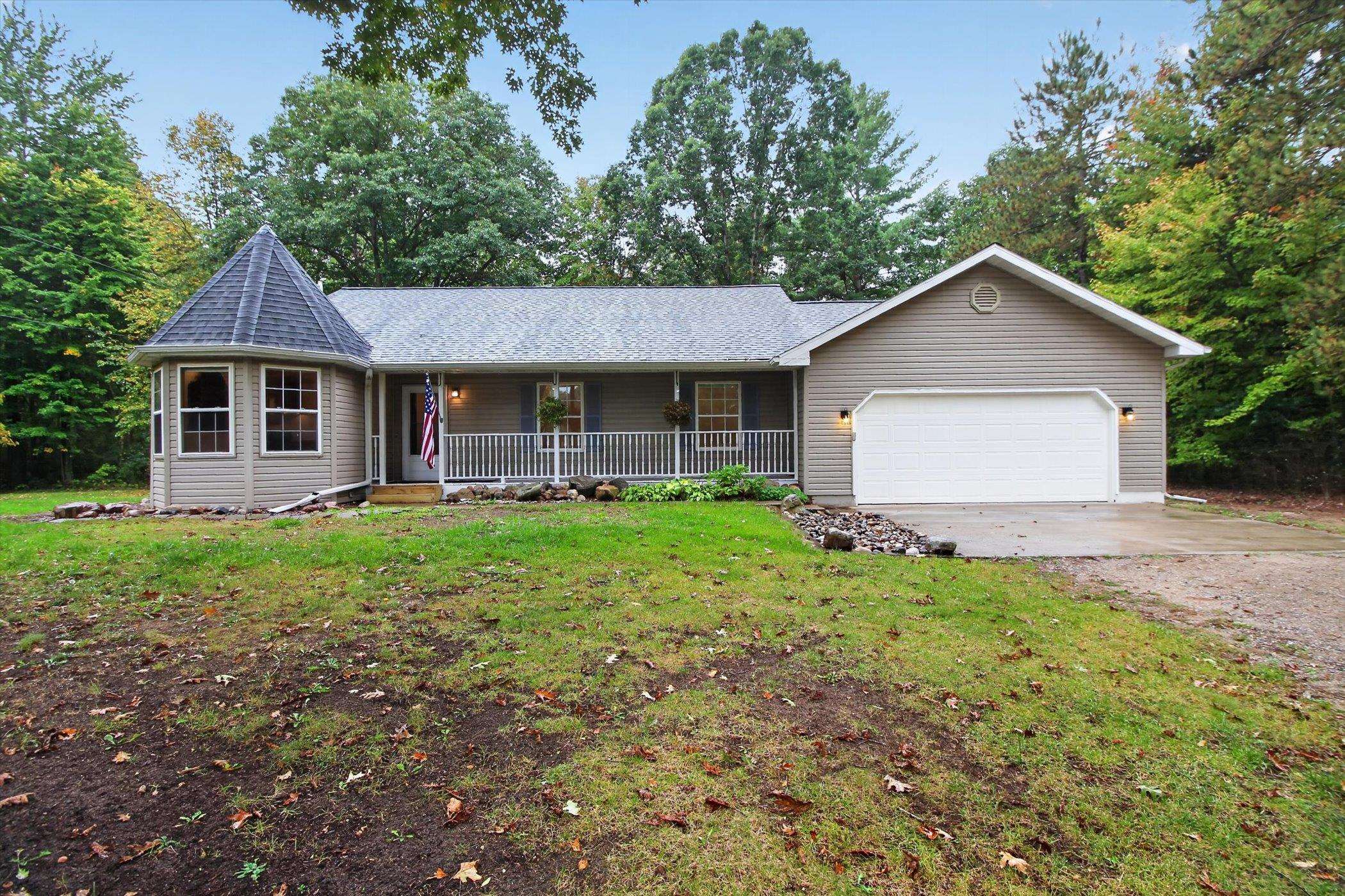 Photo 2 of Single family home for sale at 4325 W Tyler Rd, Alma, MI 48801 | MLS# 79080074198 | Listing updated on 2026-10-06
