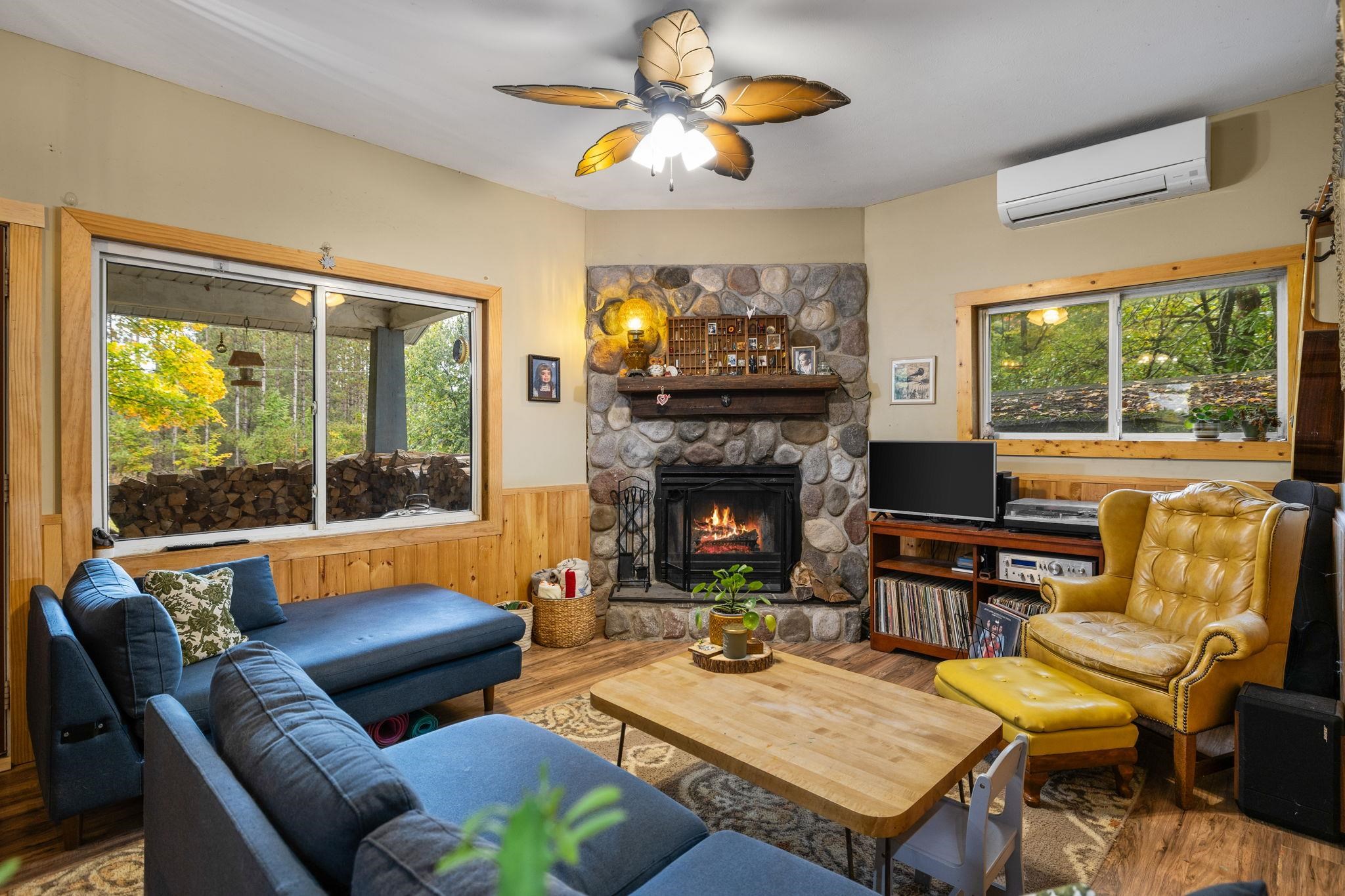 Photo 4 of Single family home for sale at 203 S Pioneer Rd, Beulah, MI 49617 | MLS# 78080074201 | Listing updated on 2026-10-06