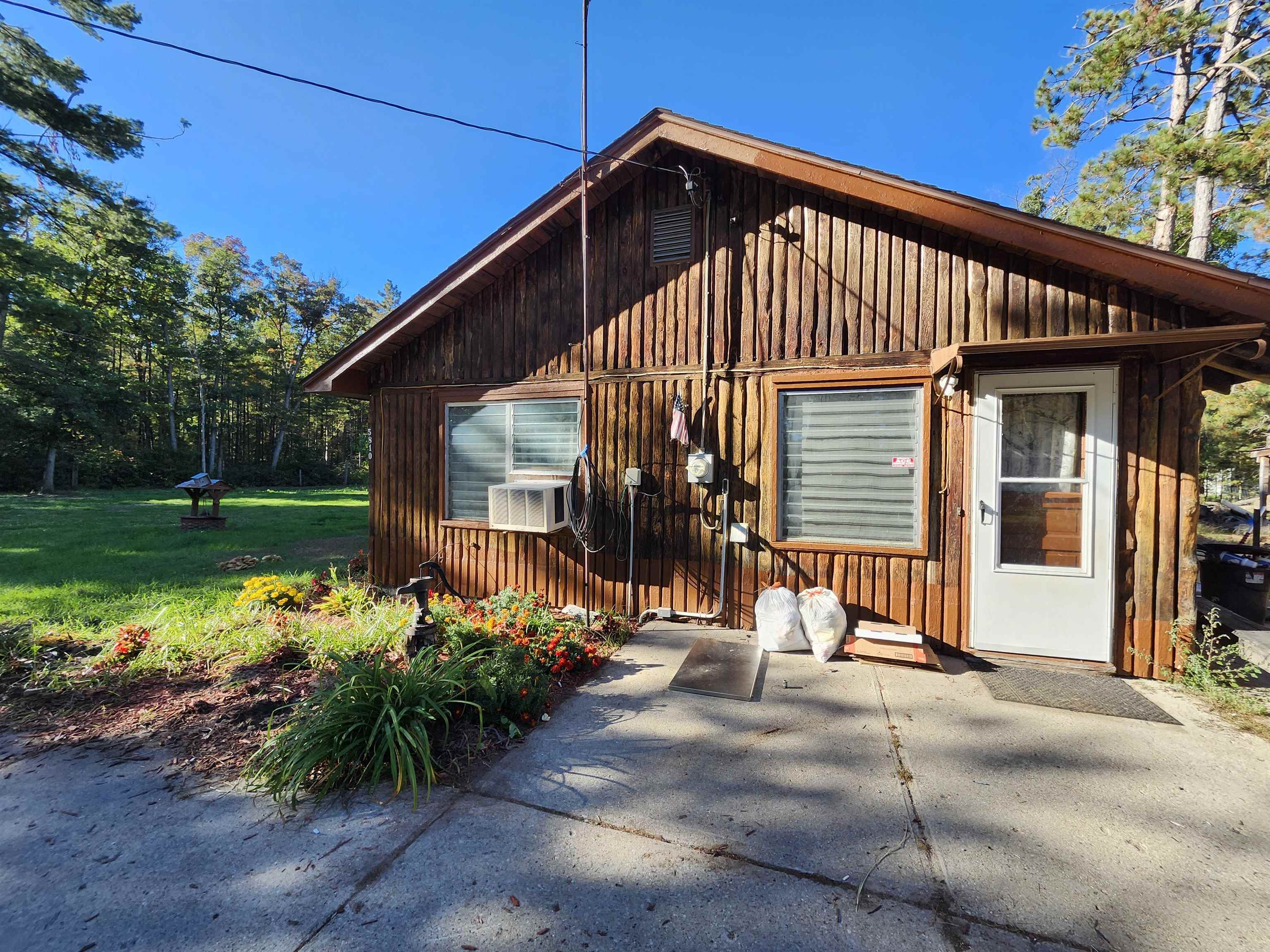 Photo 3 of Single family home for sale at 5810 E Esmond Rd, Hale, MI 48739 | MLS# 77080074212 | Listing updated on 2026-10-06