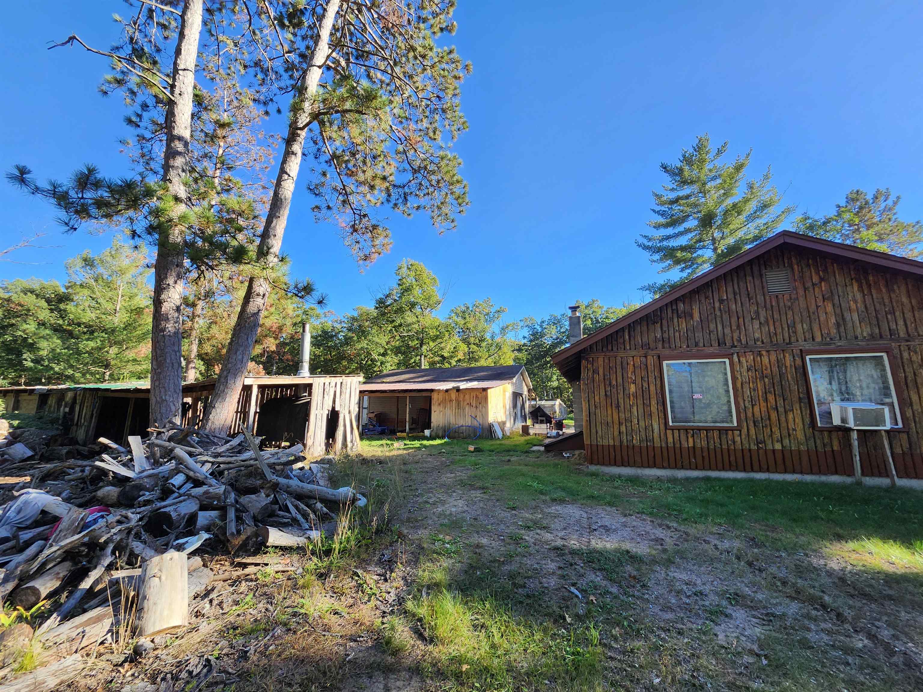 Photo 4 of Single family home for sale at 5810 E Esmond Rd, Hale, MI 48739 | MLS# 77080074212 | Listing updated on 2026-10-06