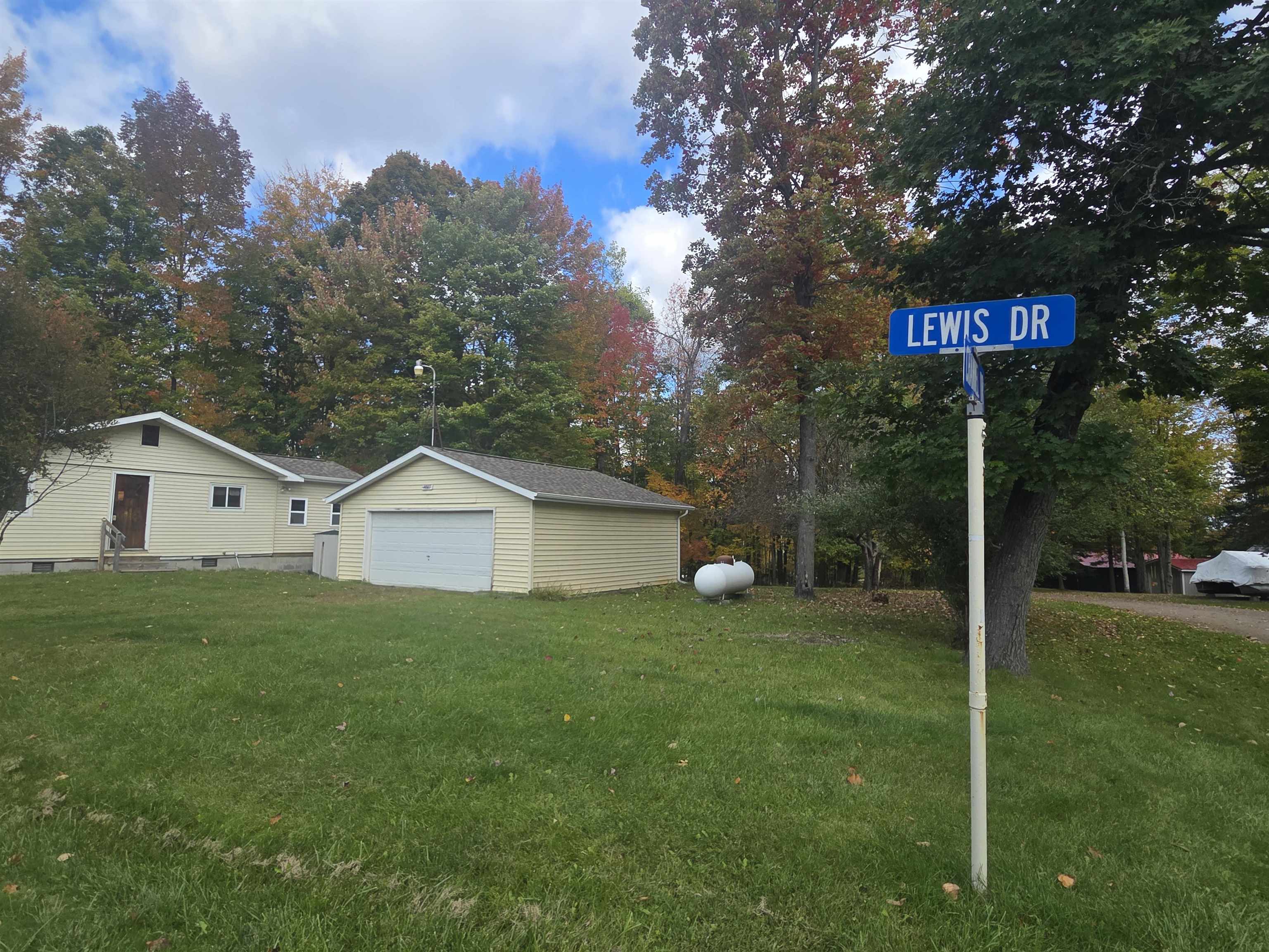 Photo 2 of Single family home for sale at 4885 Lewis, Lupton, MI 48635 | MLS# 77080074216 | Listing updated on 2026-10-07