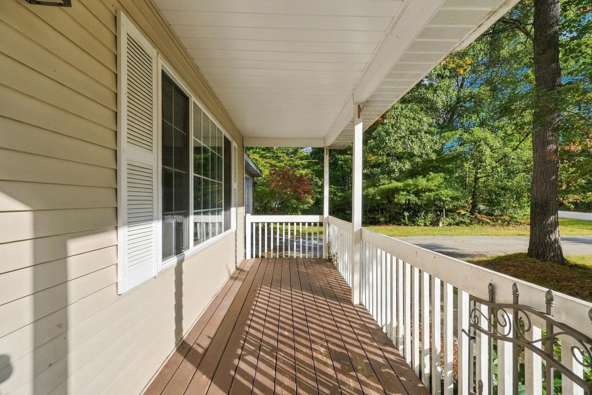 Photo 3 of Single family home for sale at 1743 Green Oak Dr, Interlochen, MI 49643 | MLS# 78080074227 | Listing updated on 2026-10-05