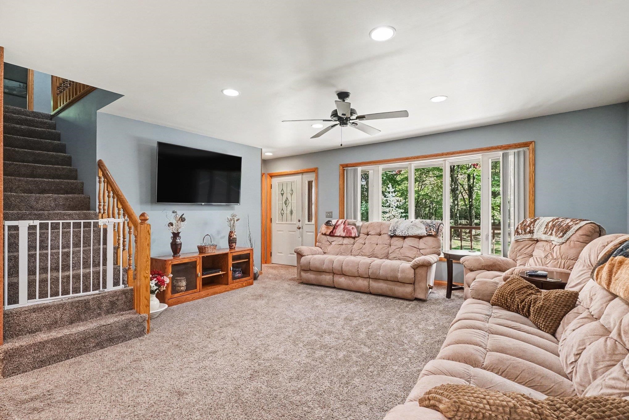 Photo 3 of Single family home for sale at 3722 S Alamando Rd, Saint Louis, MI 48880 | MLS# 79080074232 | Listing updated on 2026-10-08