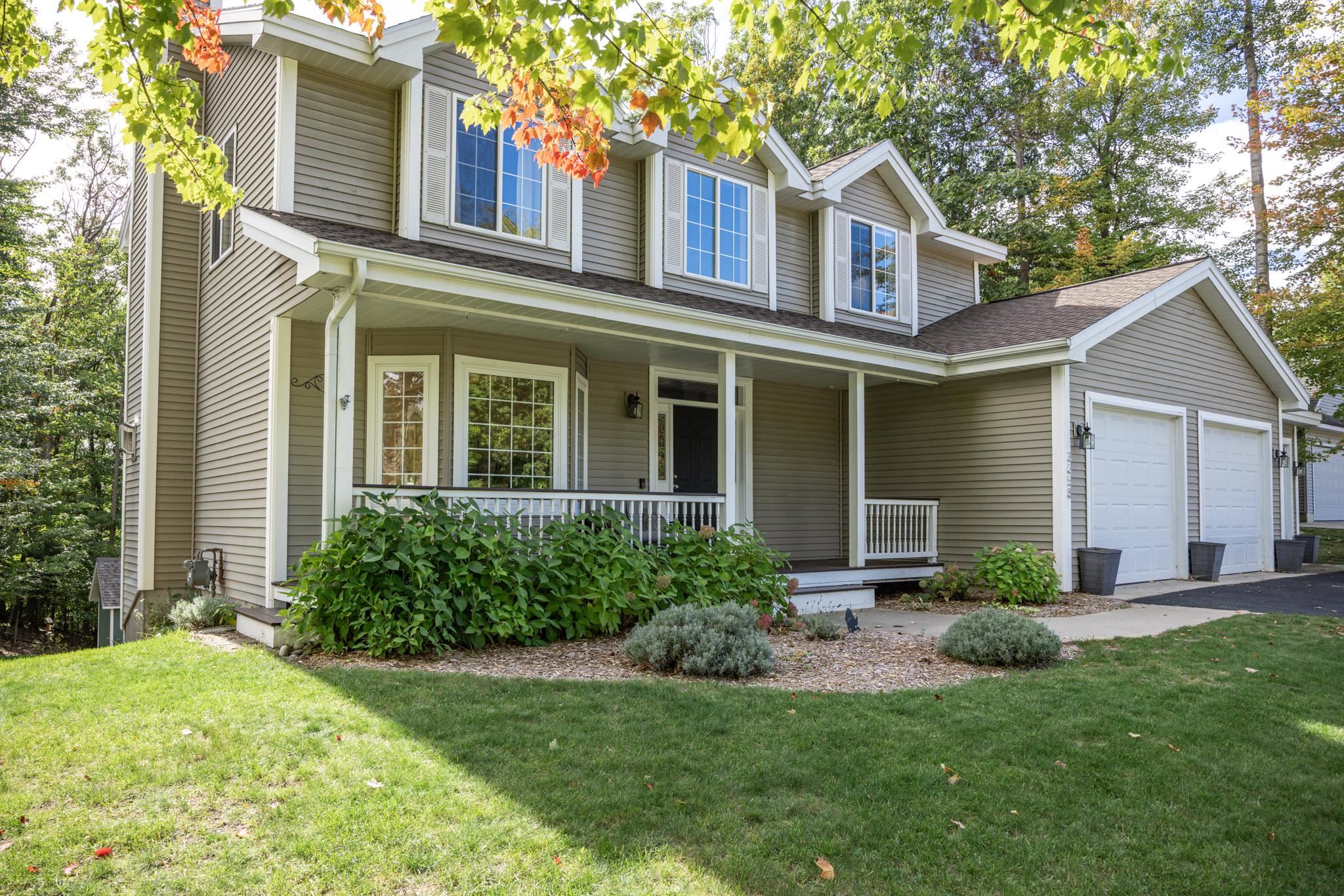 Photo 2 of Single family home for sale at 3658 Oxford Dr, Traverse City, MI 49686 | MLS# 78080074247 | Listing updated on 2026-10-06