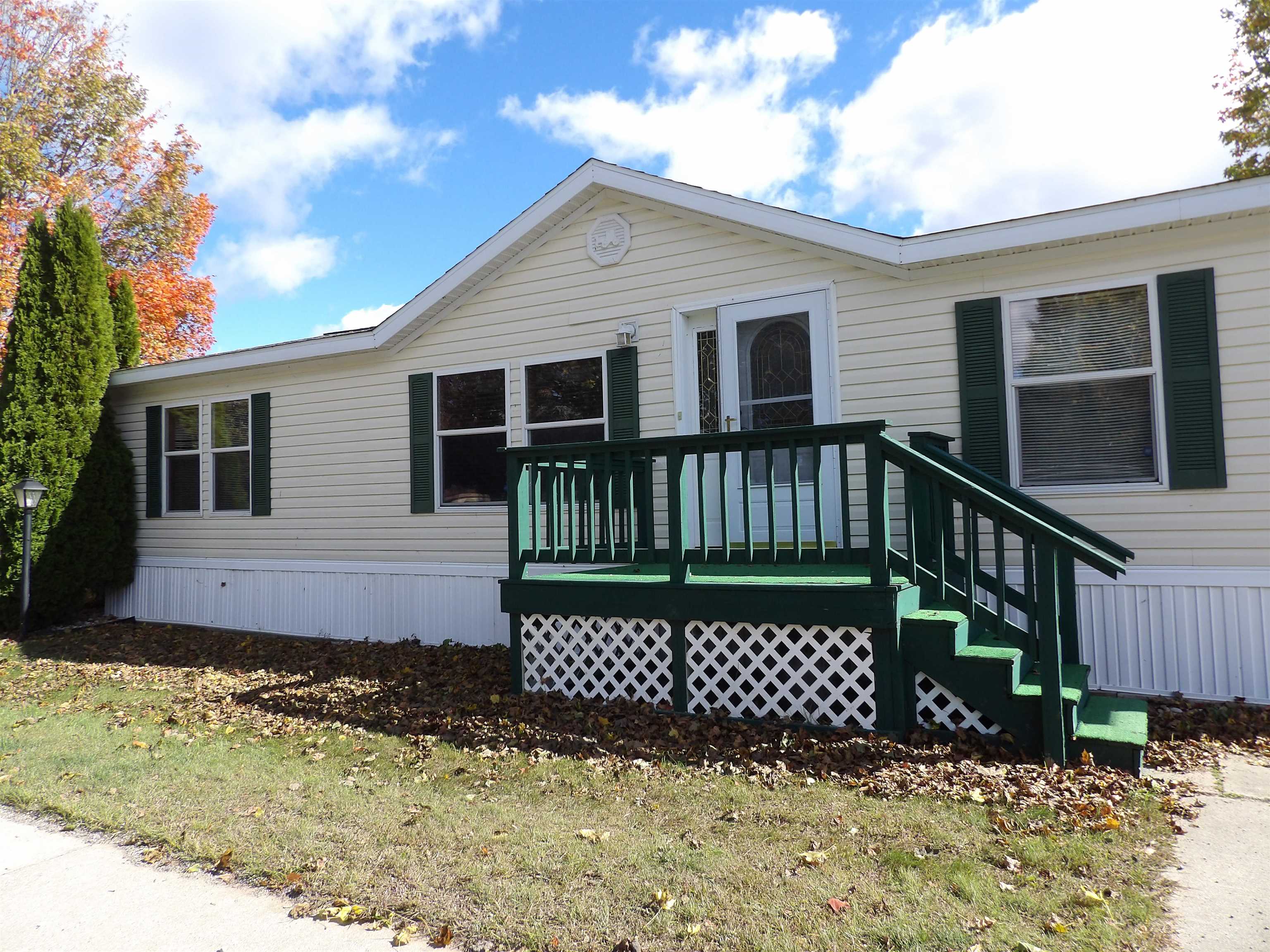 Photo 2 of Single family home for sale at 398 Farm Ln, Cadillac, MI 49601 | MLS# 78080074250 | Listing updated on 2026-10-06