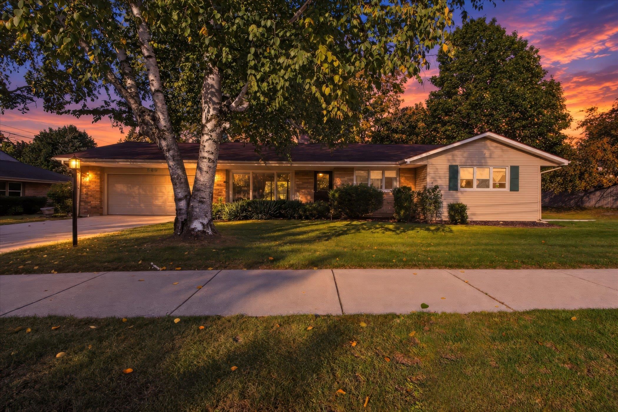 Photo 1 of Single family home for sale at 569 Charles Ave, Alma, MI 48801 | MLS# 79080074253 | Listing updated on 2026-10-05