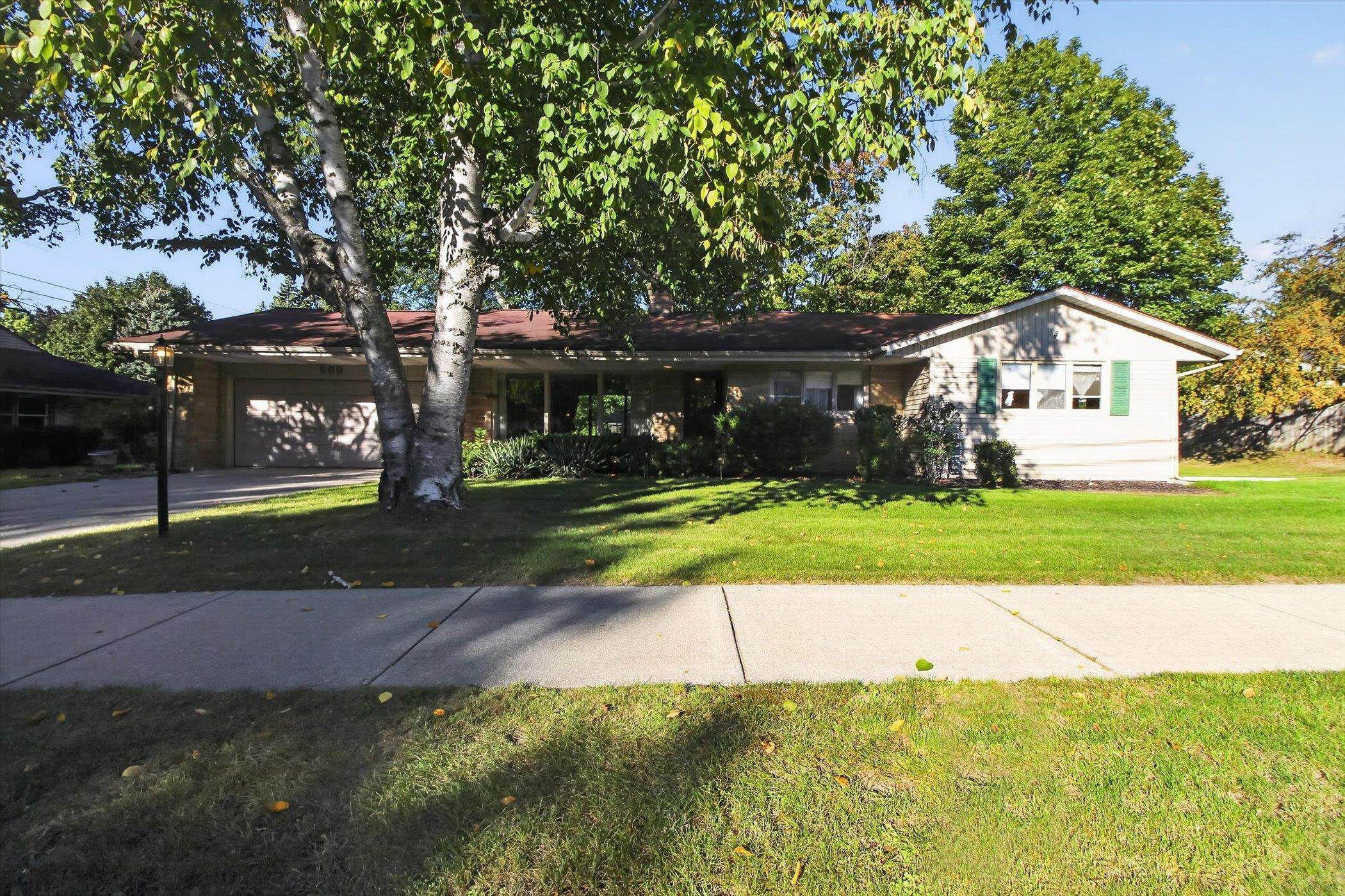 Photo 3 of Single family home for sale at 569 Charles Ave, Alma, MI 48801 | MLS# 79080074253 | Listing updated on 2026-10-05