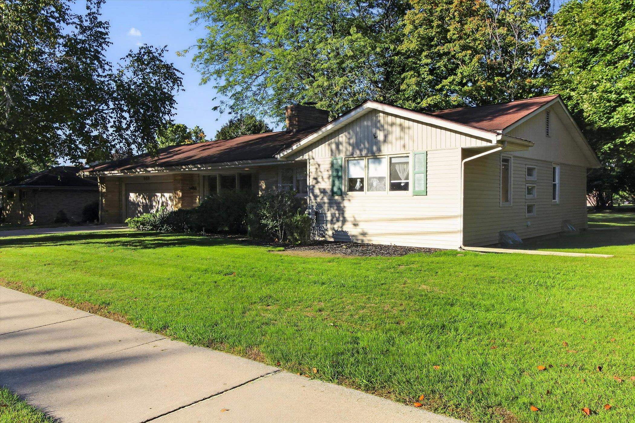 Photo 3 of Single family home for sale at 569 Charles Ave, Alma, MI 48801 | MLS# 79080074253 | Listing updated on 2026-10-05