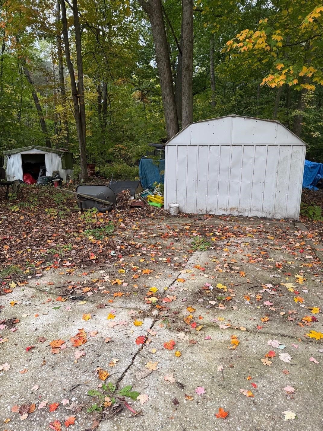 Photo 3 of Single family home for sale at 1960 S Pavilion Dr, Lake City, MI 49651 | MLS# 78080074262 | Listing updated on 2026-10-06