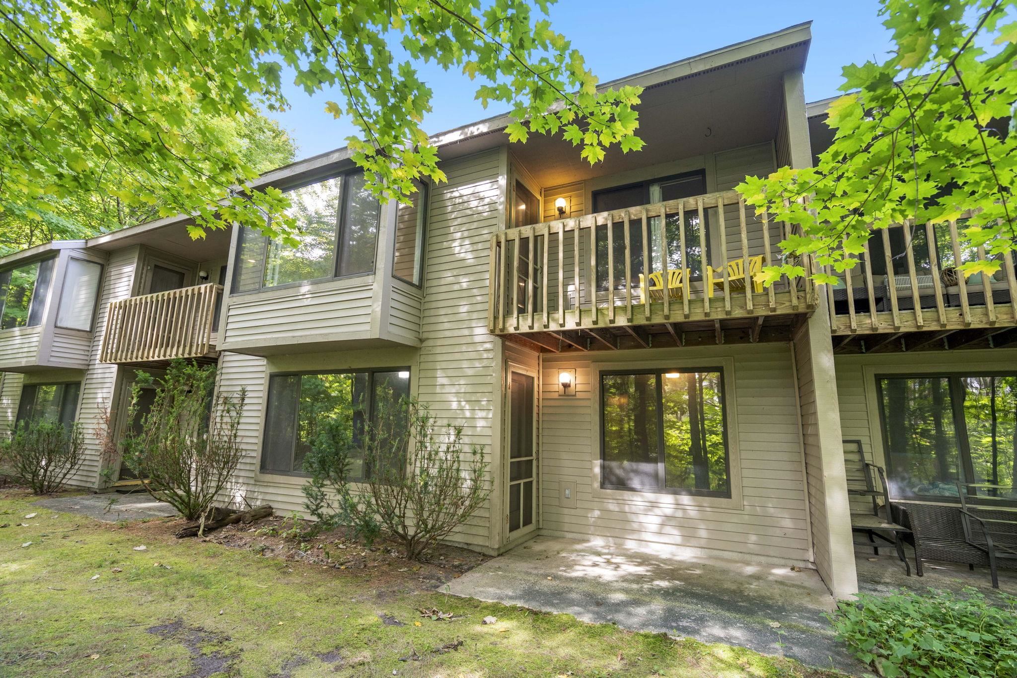 Photo 2 of Condo for sale at 11255 E Fort Rd, Suttons Bay, MI 49682 | MLS# 78080074268 | Listing updated on 2026-10-06