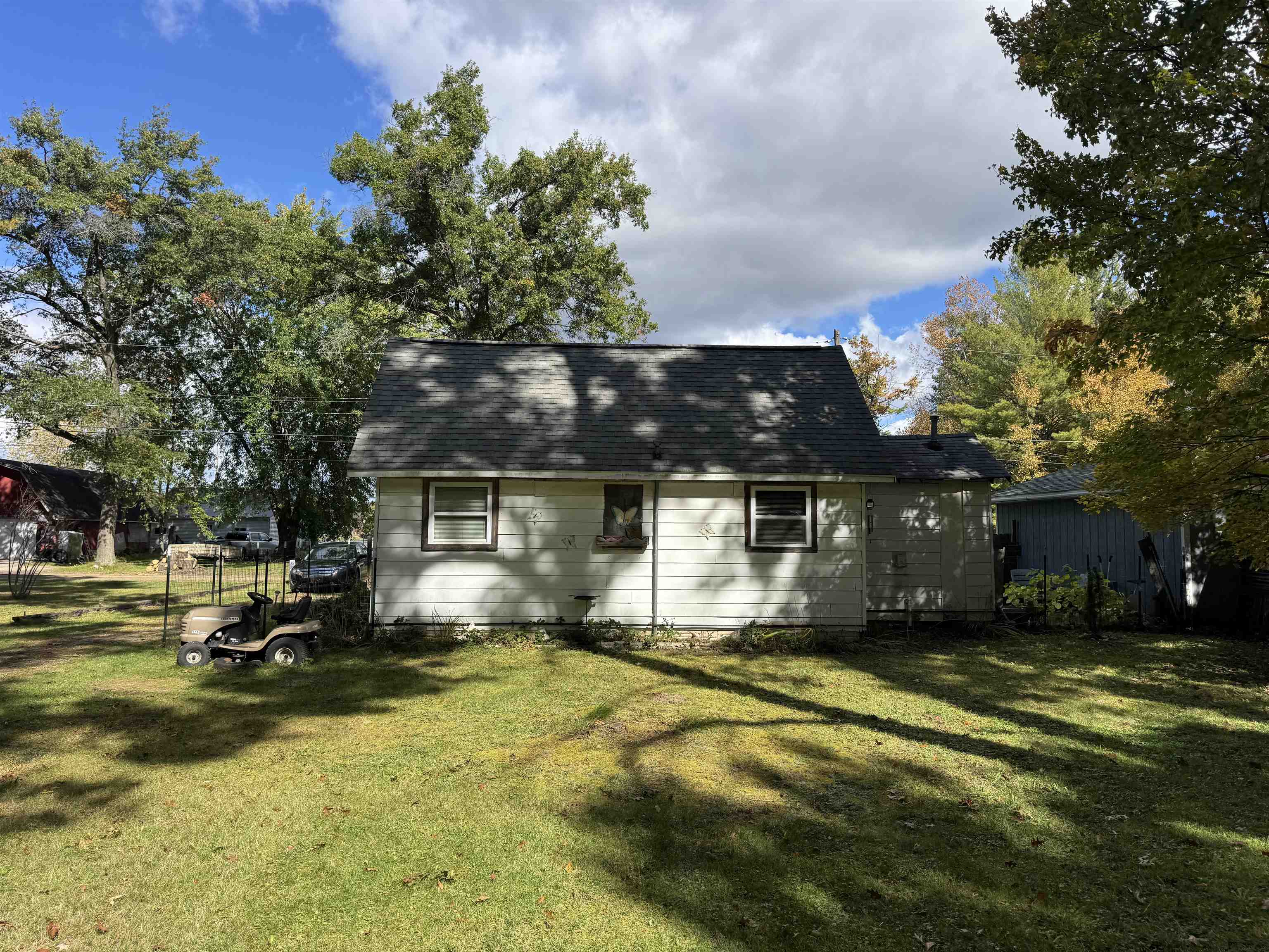 Photo 2 of Single family home for sale at 2308 E Ridge Dr, Prescott, MI 48756 | MLS# 79080074297 | Listing updated on 2026-10-07