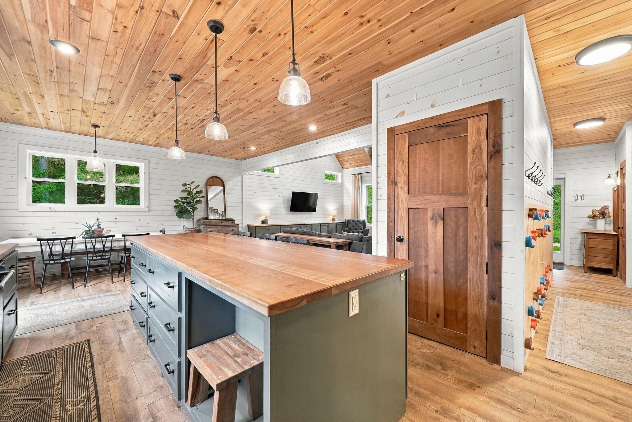 Photo 3 of Single family home for sale at 3504 Bowerman, Kingsley, MI 49649 | MLS# 78080074305 | Listing updated on 2026-10-07