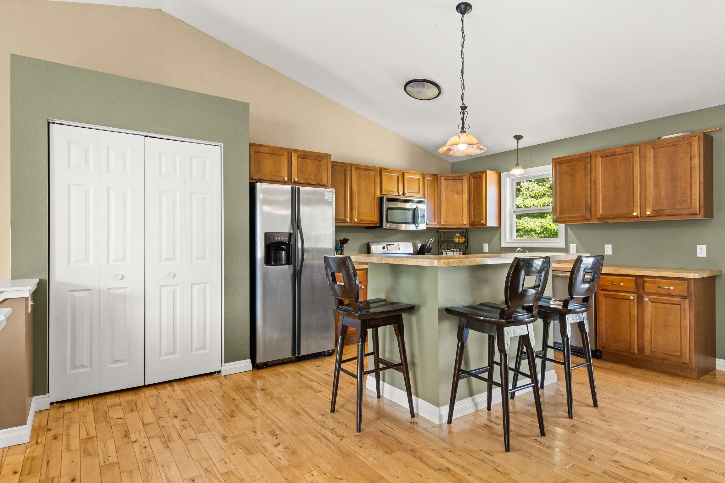 Photo 3 of Single family home for sale at 2063 Pine Valley Cir, Traverse City, MI 49685 | MLS# 78080074311 | Listing updated on 2026-10-07