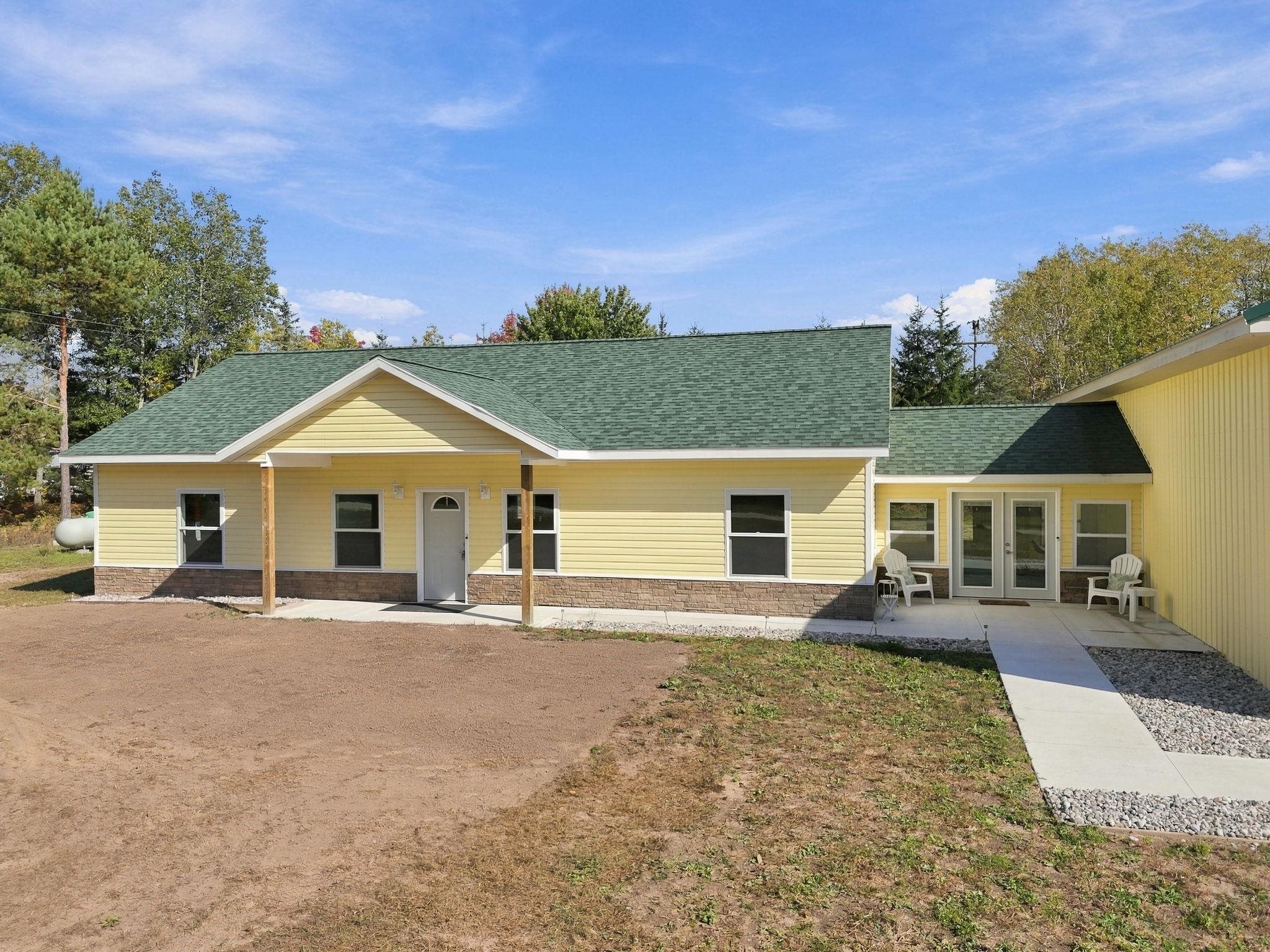Photo 3 of Single family home for sale at 1425 S Taxiway Charlie, Lake City, MI 49651 | MLS# 78080074313 | Listing updated on 2026-10-07
