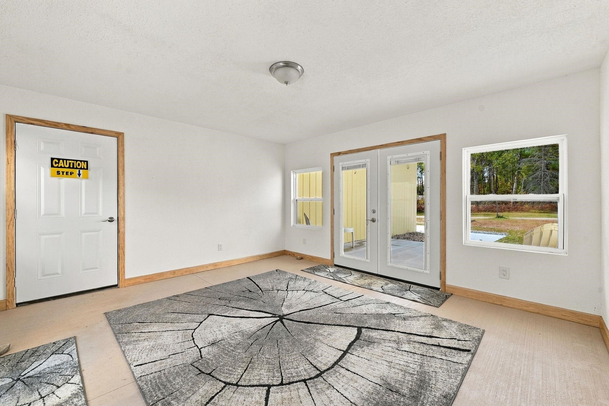 Photo 4 of Single family home for sale at 1425 S Taxiway Charlie, Lake City, MI 49651 | MLS# 78080074313 | Listing updated on 2026-10-07