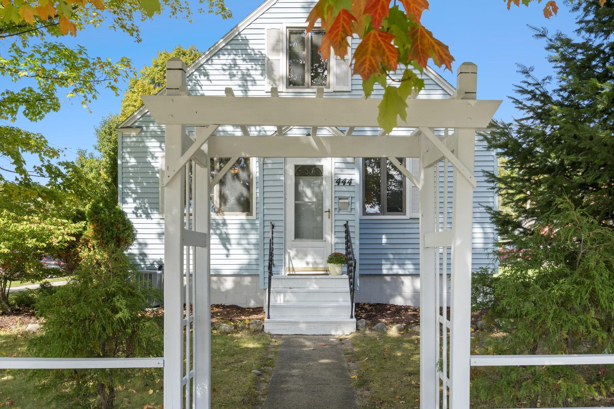 Photo 1 of Single family home for sale at 444 W 13th Street, Traverse City, MI 49684 | MLS# 80074324 | Listing updated on 2026-10-08