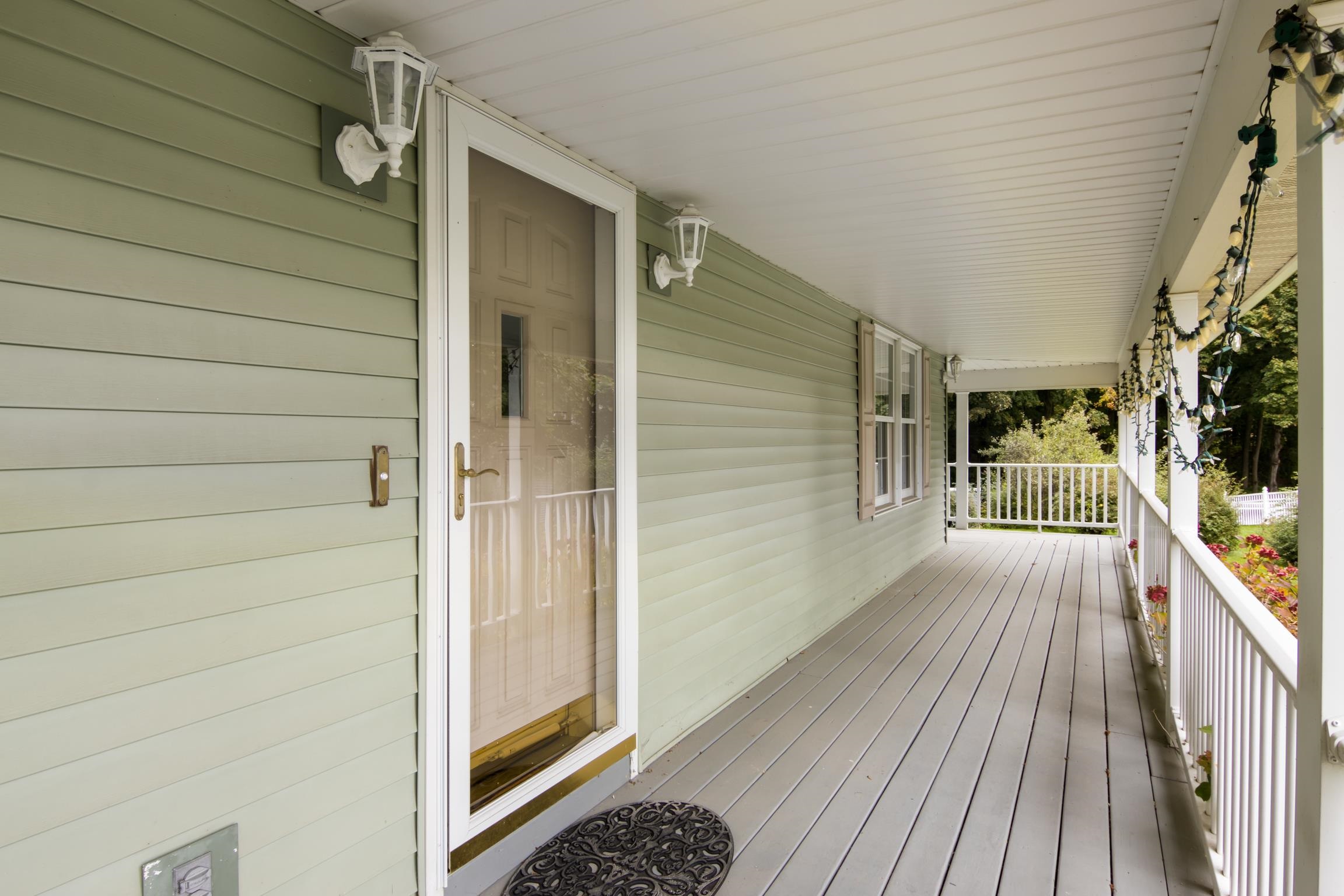 Photo 3 of Single family home for sale at 3215 Silver Farms Ln, Traverse City, MI 49684 | MLS# 78080074346 | Listing updated on 2026-10-08