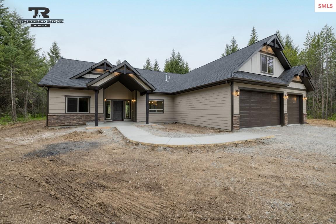 Front exterior of L2B8 N Eclipse Road