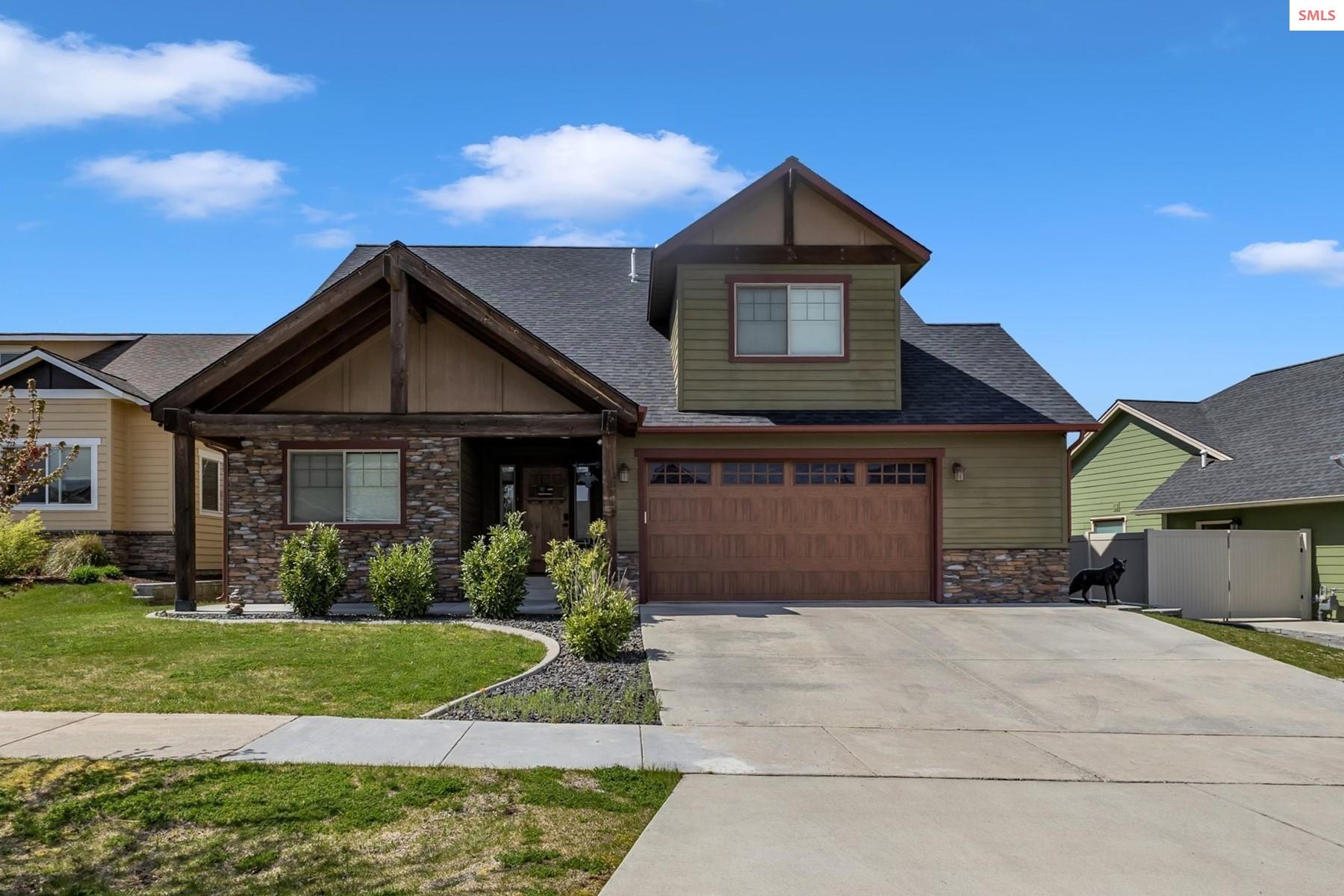 Front exterior of 13439 N Shimmering Ct