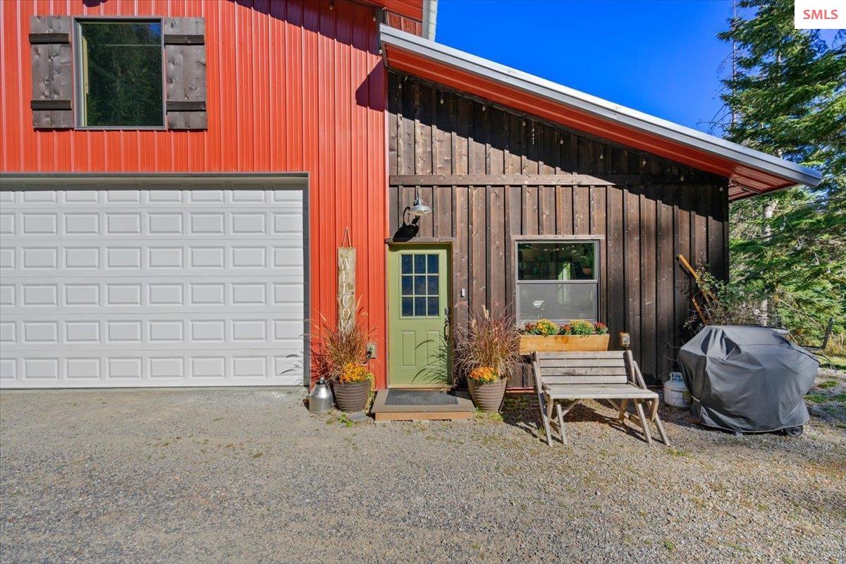 Property photo 3 for 8485 Sausser Dr