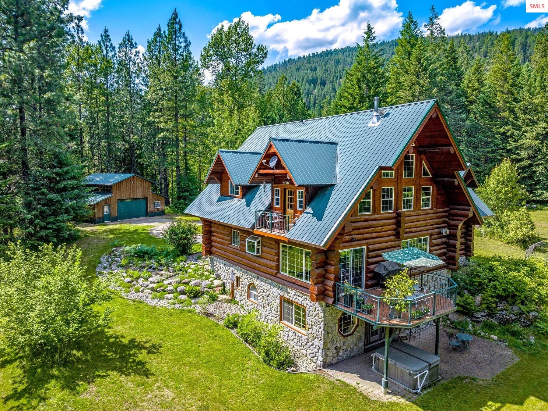 Front exterior of 1198 Mountain View Dr