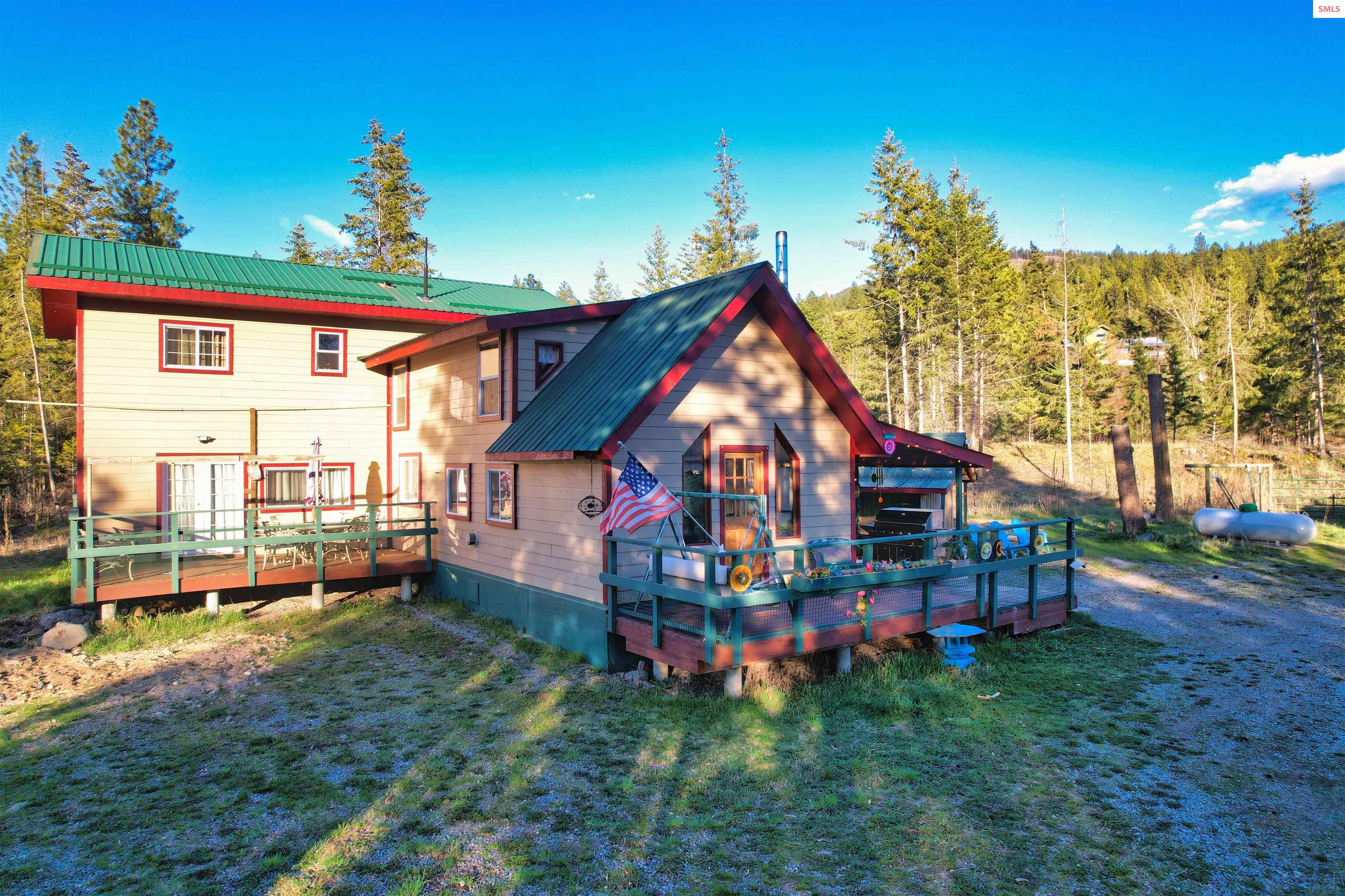 Property photo 2 for 295 Glacier Rd