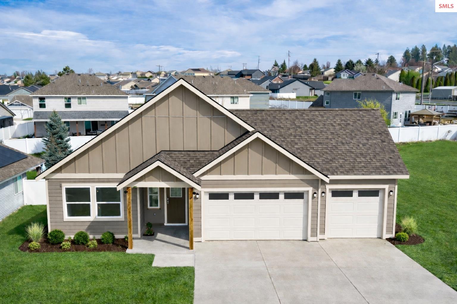 Front exterior of 3264 N Van Winkle