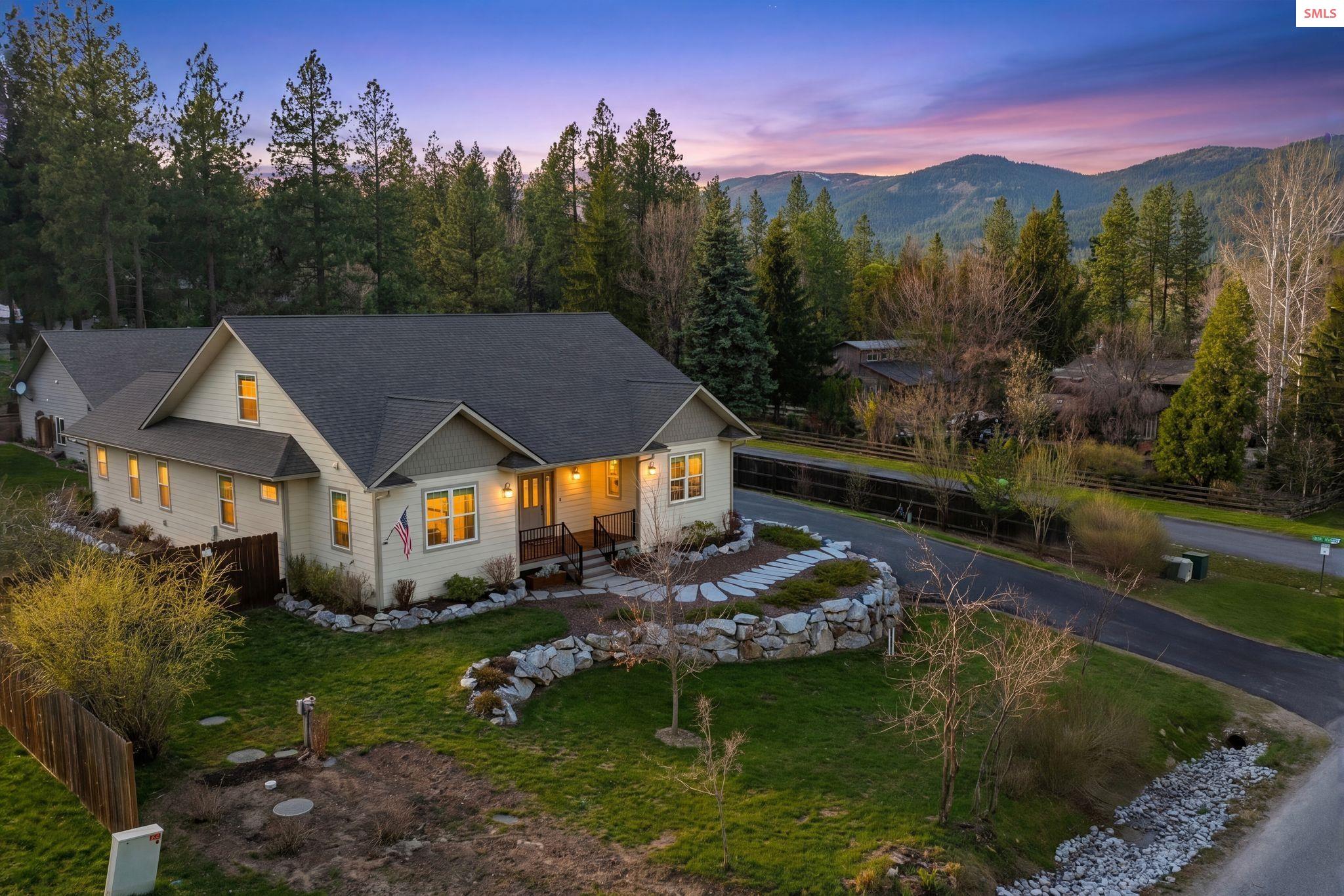 Property photo 2 for 266 Syringa Heights Rd