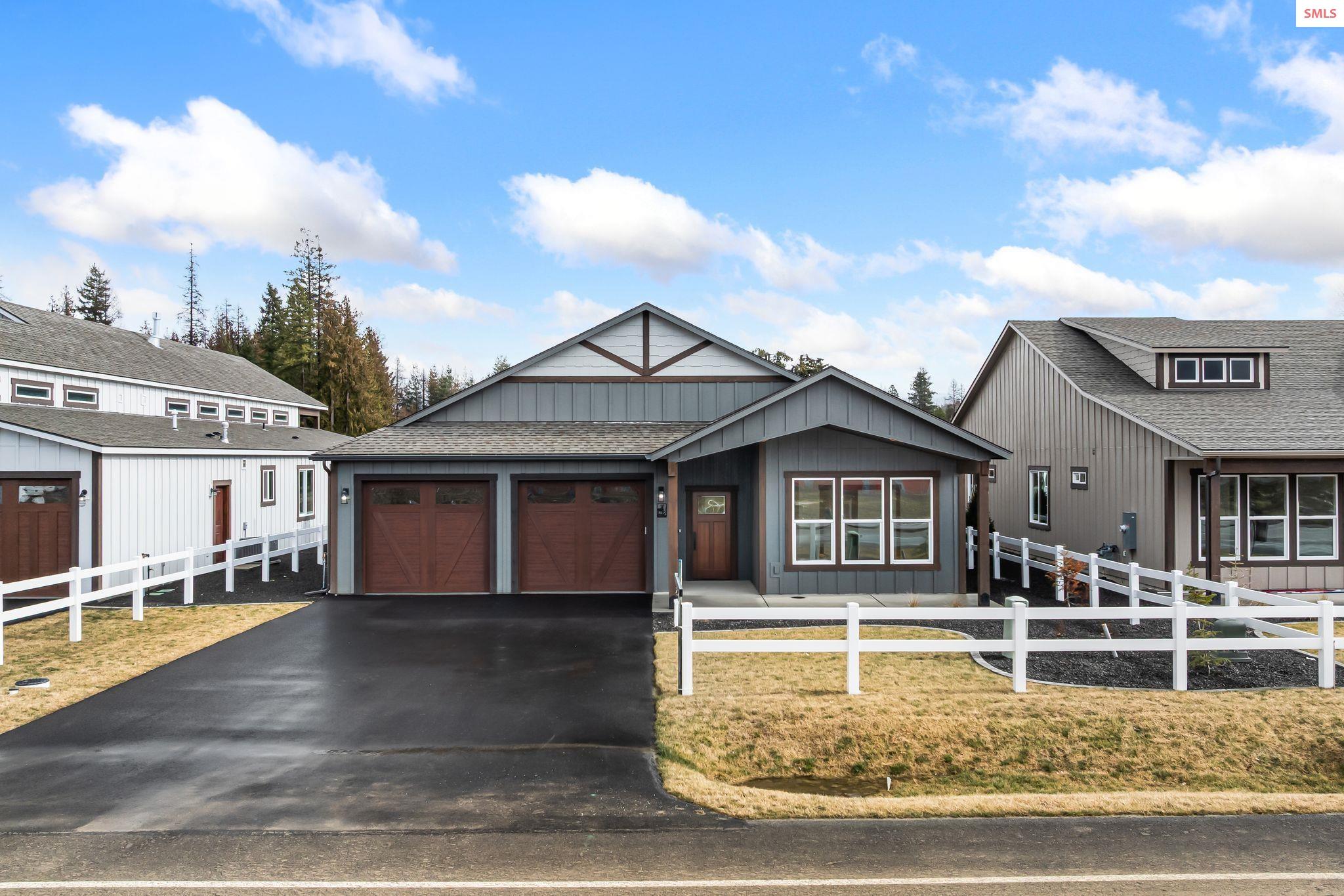 Front exterior of 140 Backtrack Rd