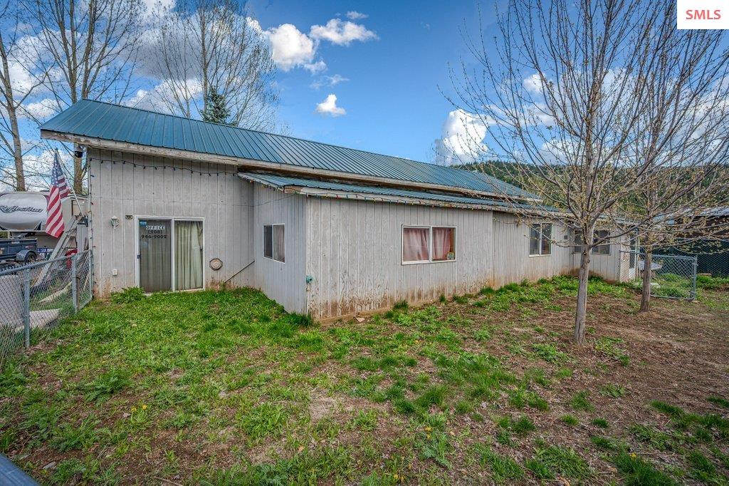 Property photo 2 for 463961 Hwy 95