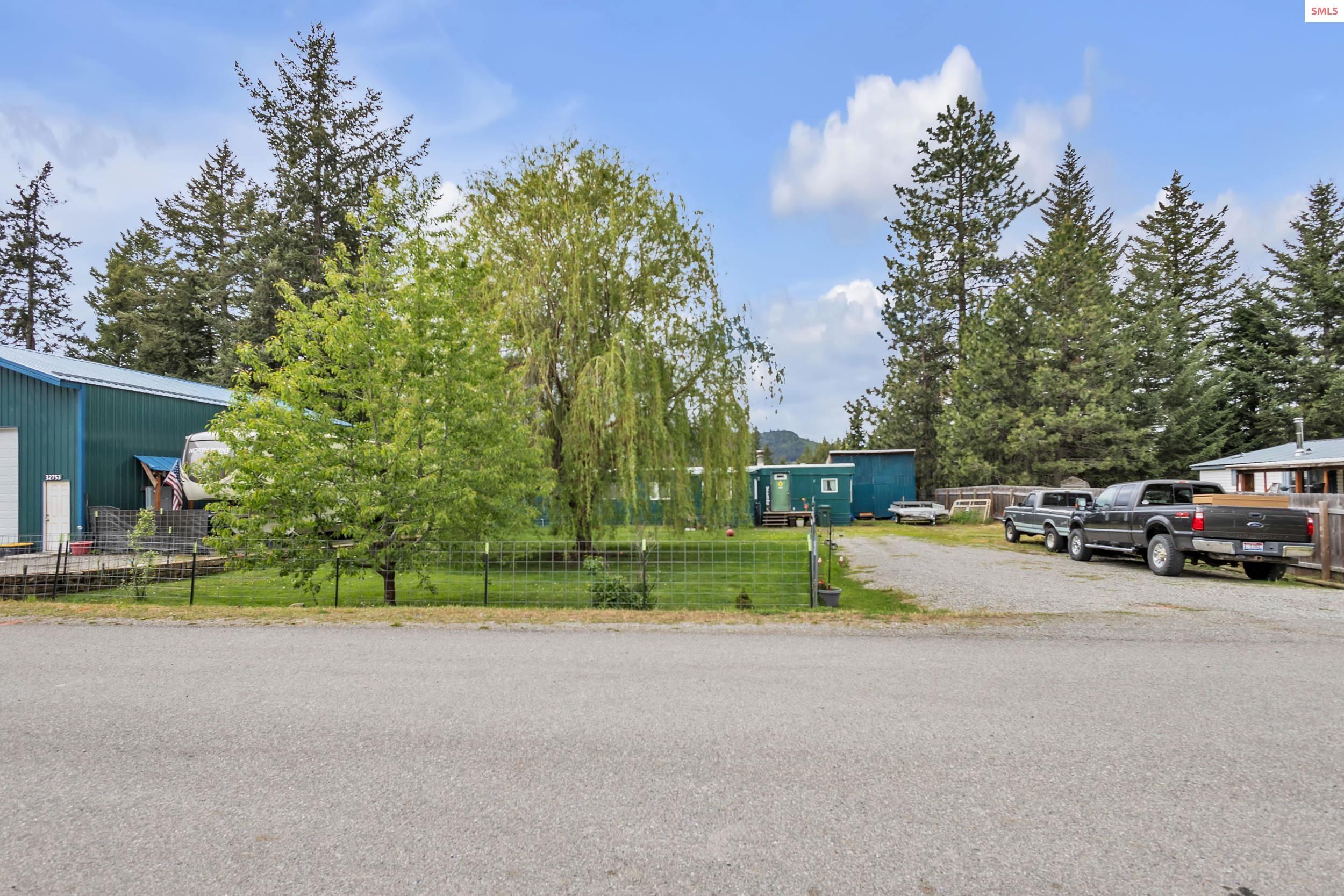 Property photo 3 for 32753 2nd Ave