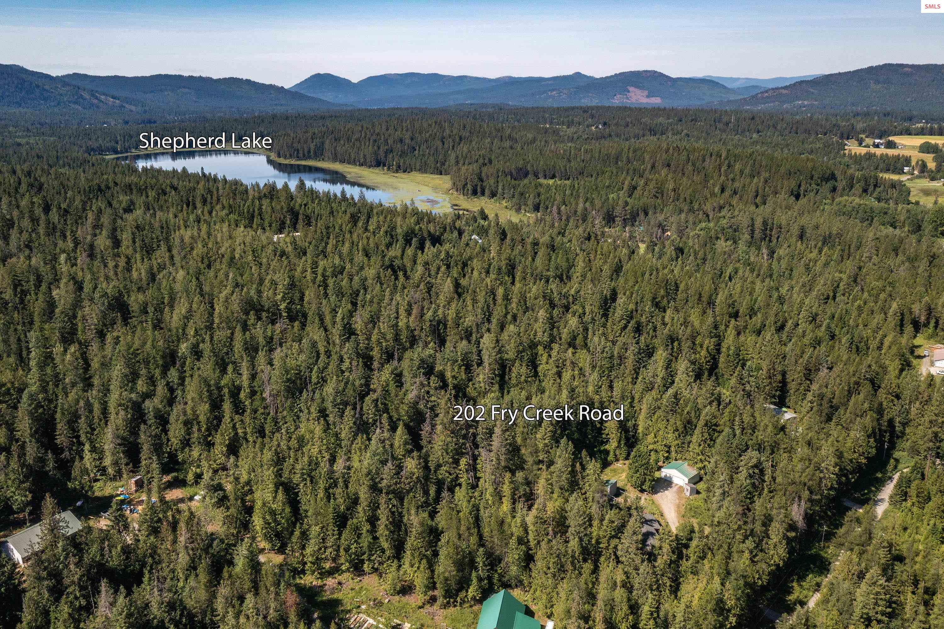 Property photo 3 for 202 Fry Creek Road