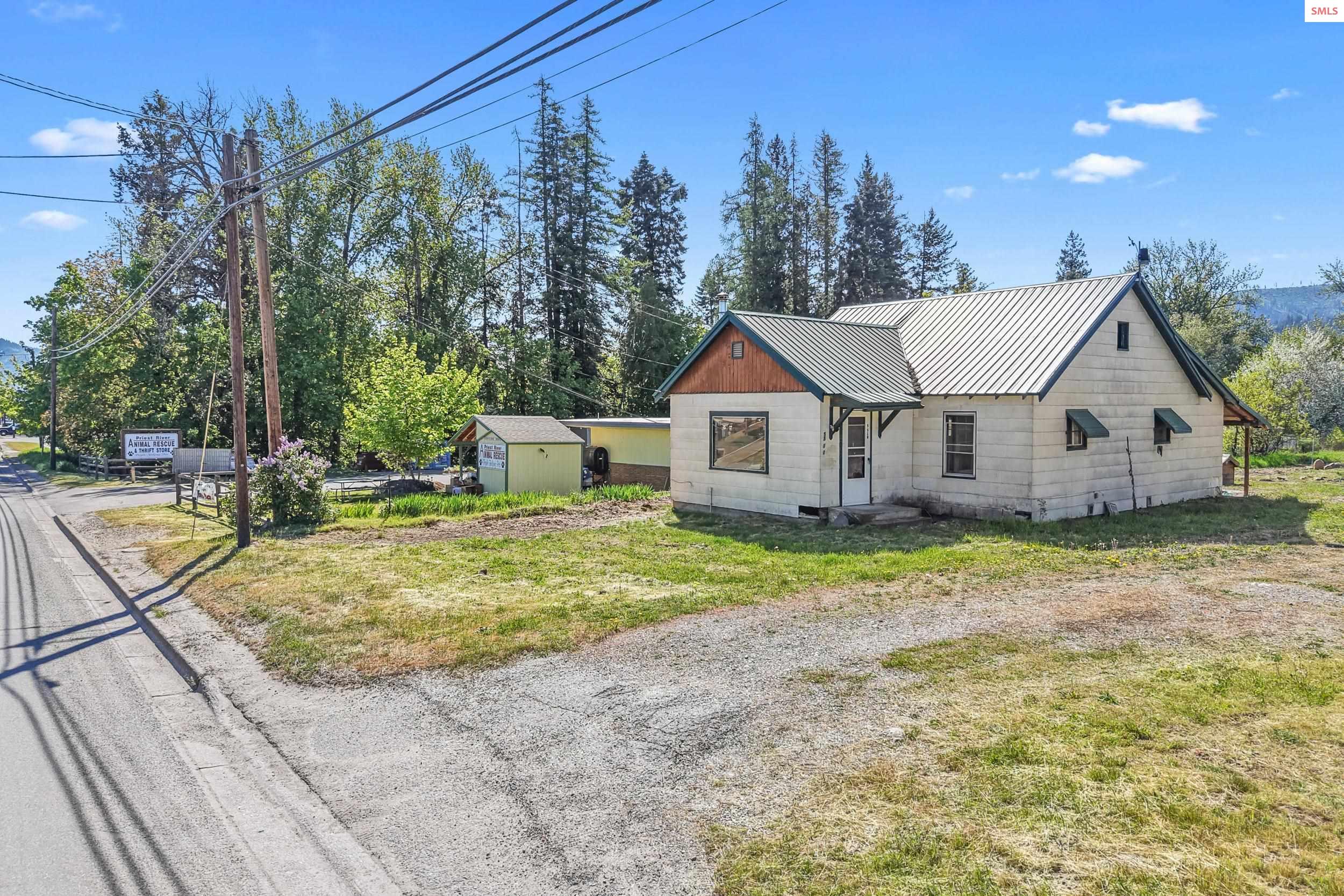 Property photo 3 for 5518 US-2