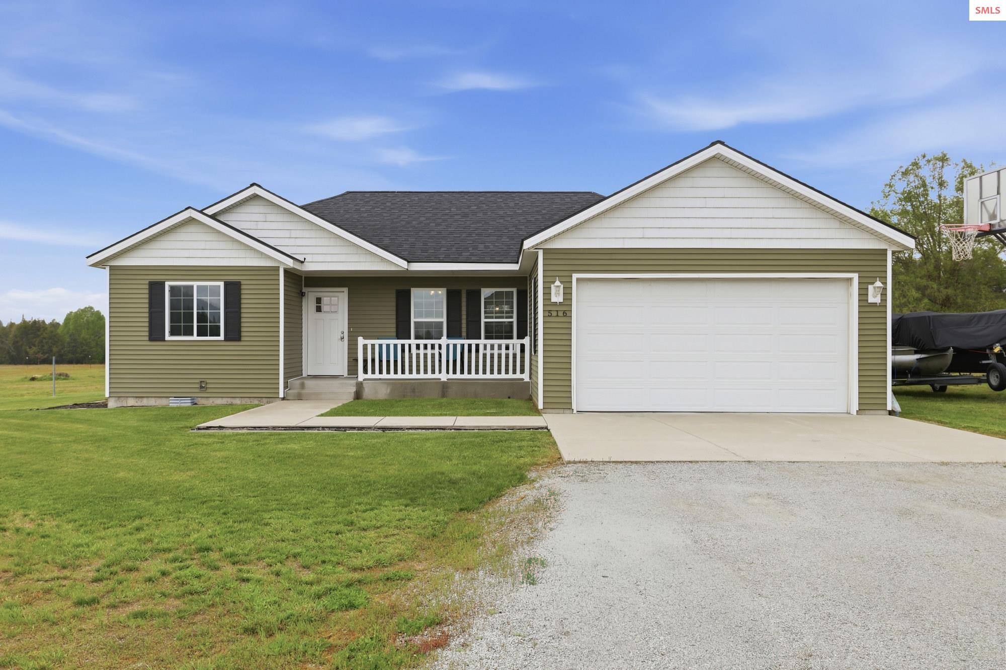 Front exterior of 516 Solar Rd