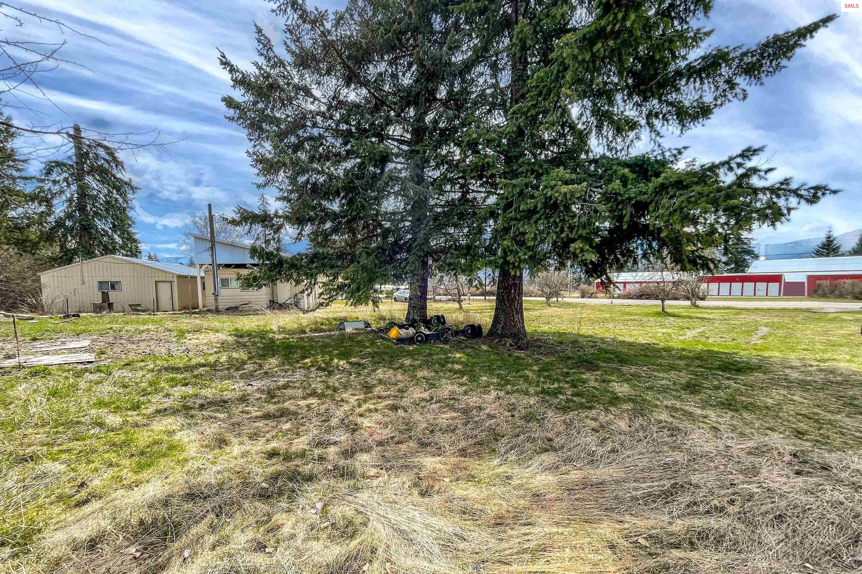 Property photo 3 for 400 Highway 200