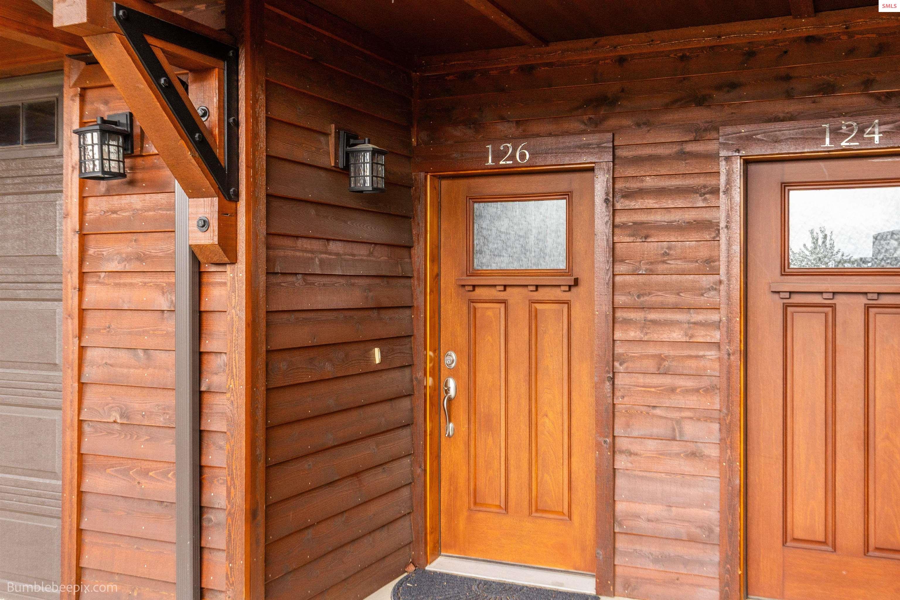 Property photo 3 for 126 Chutes Lane