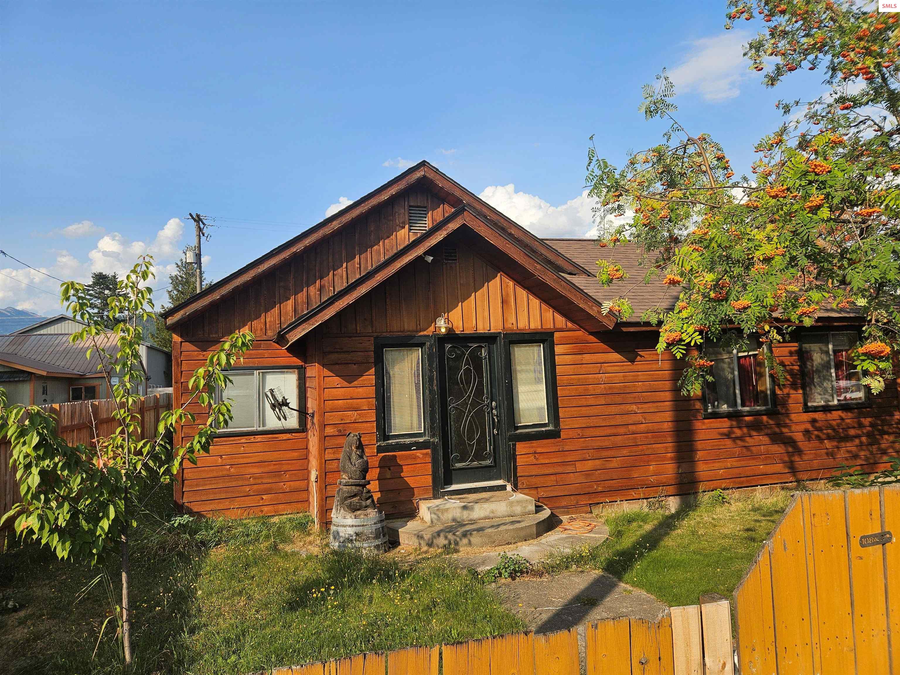 Property photo 2 for 108 3rd Avenue
