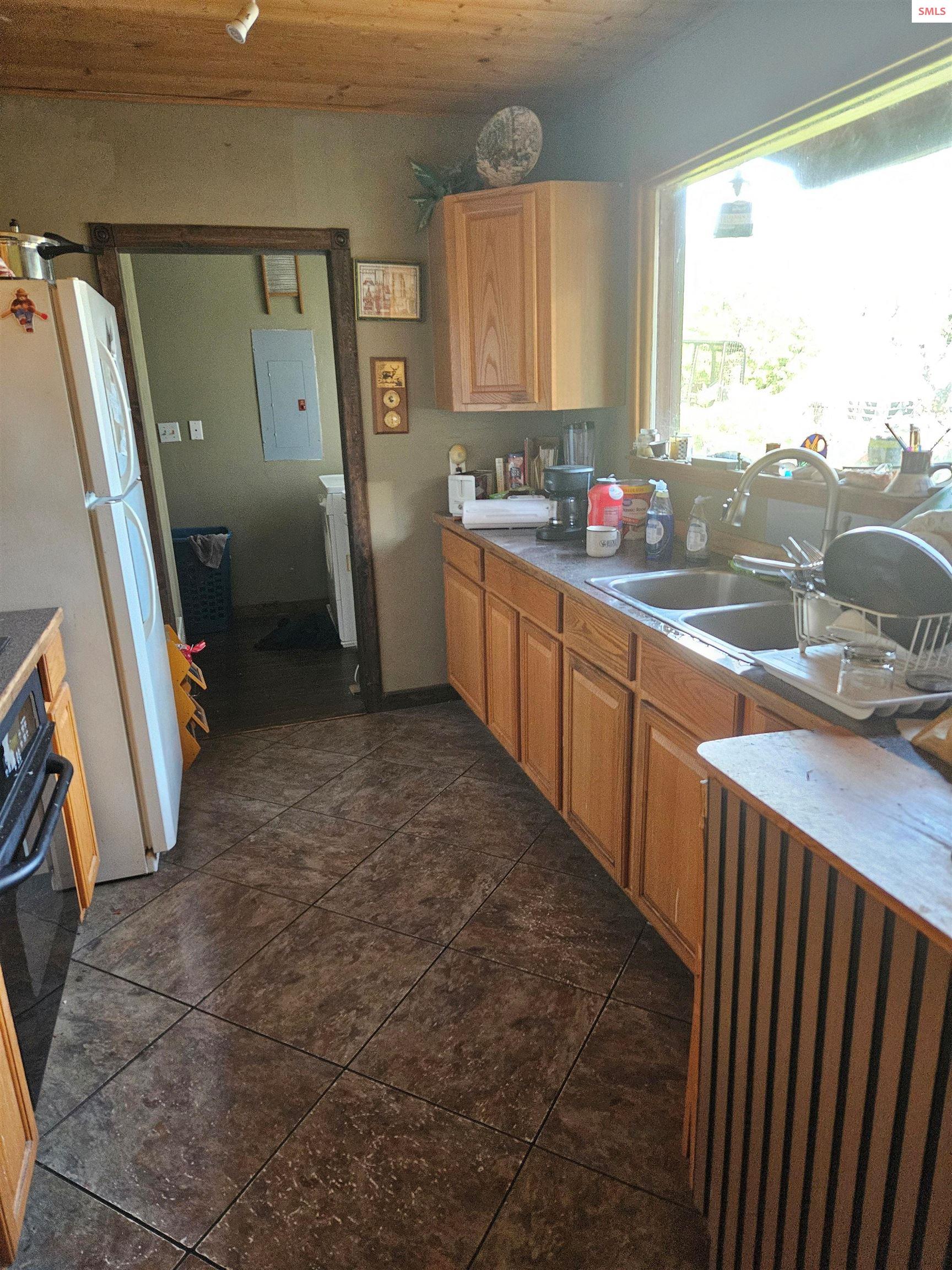 Property photo 2 for 108 3rd Avenue