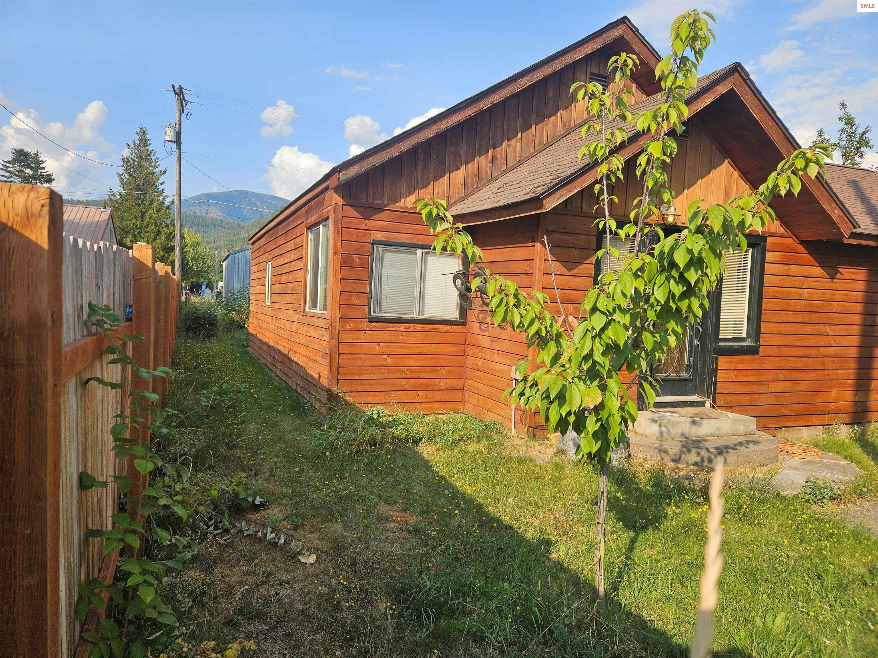 Property photo 3 for 108 3rd Avenue