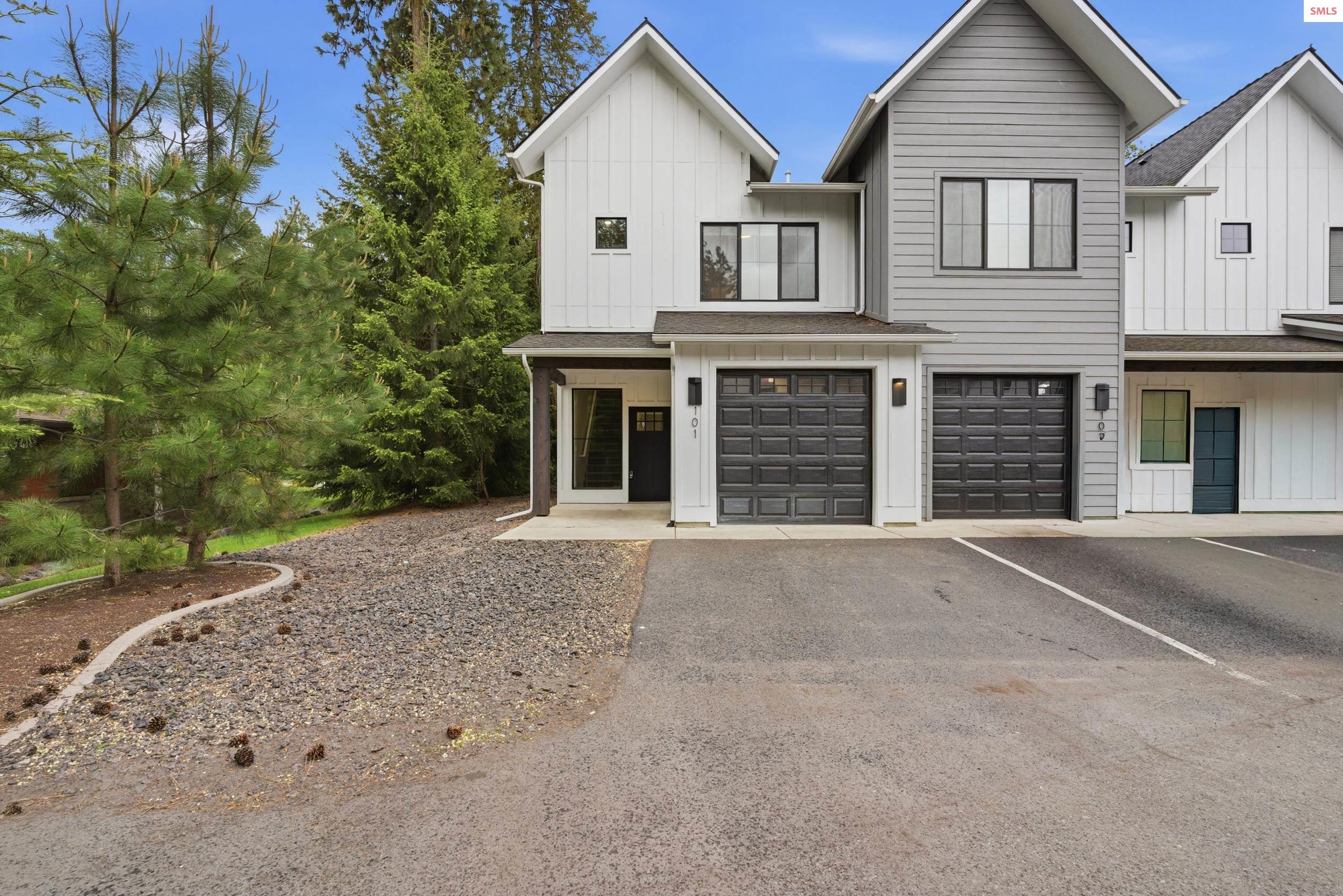 Property photo 2 for 955 Grove Way