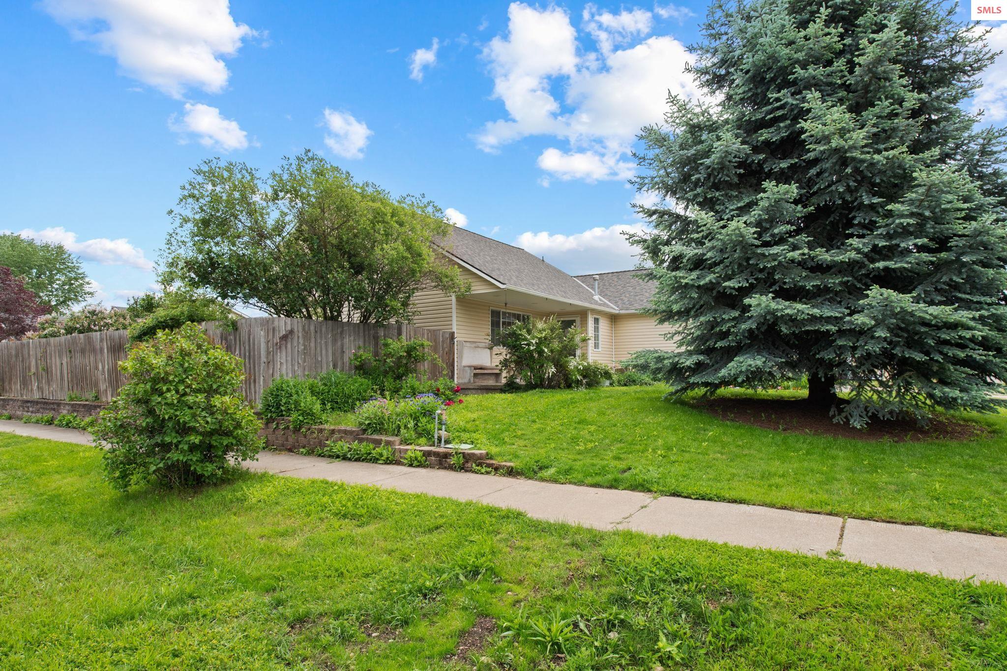 Property photo 2 for 14364 Cascade ST