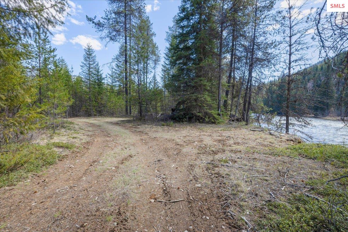 Property photo 2 for NNA Moyie River Rd