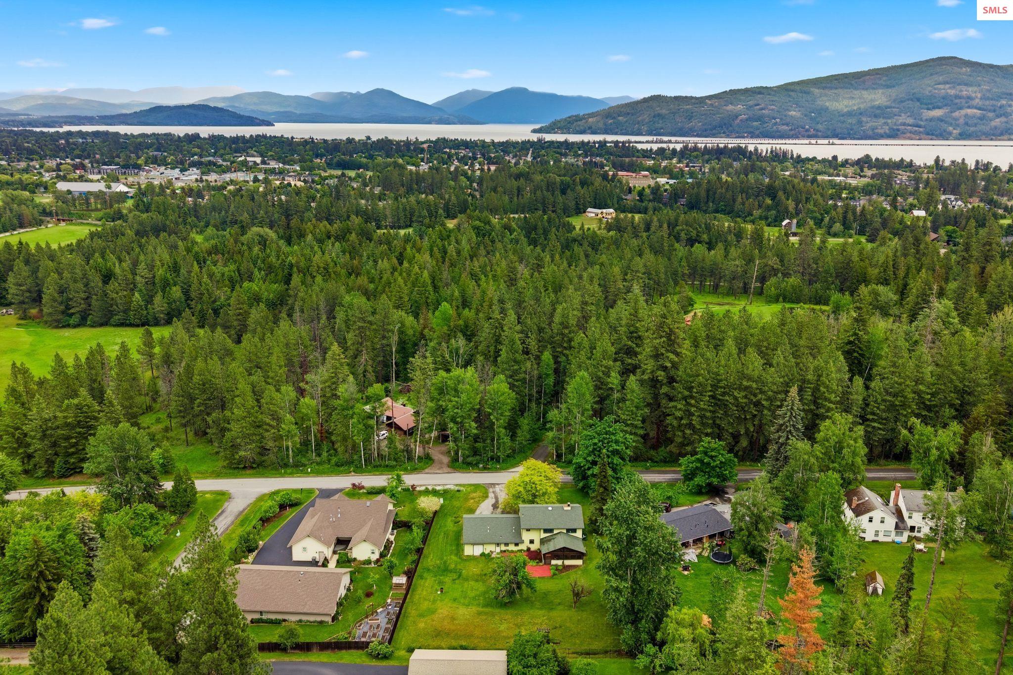 Property photo 2 for 290 Syringa Heights Rd