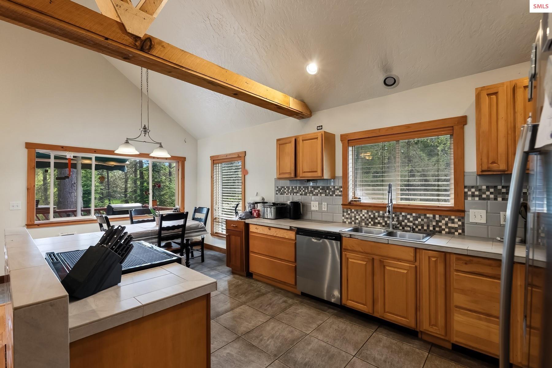 Property photo 3 for 2206 Gypsy Bay Rd