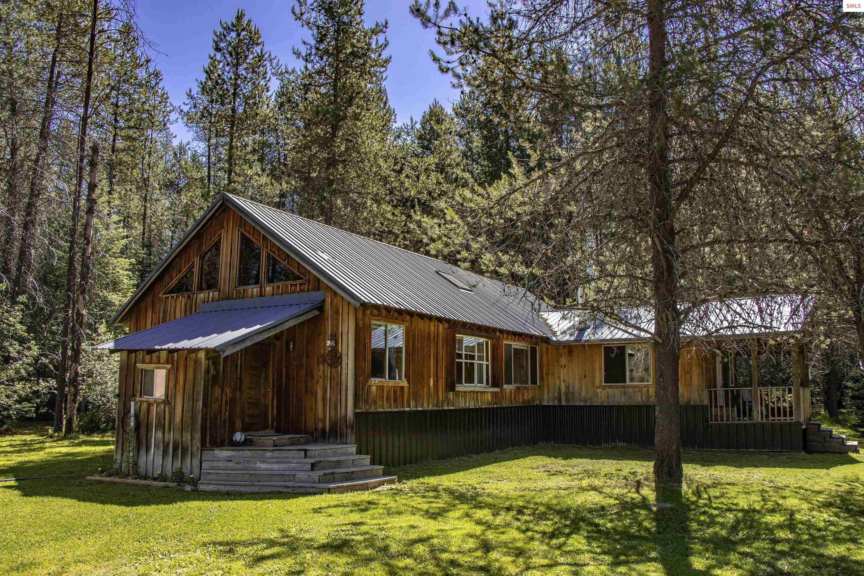 Front exterior of 3446 Lwr Quartz Creek Rd.