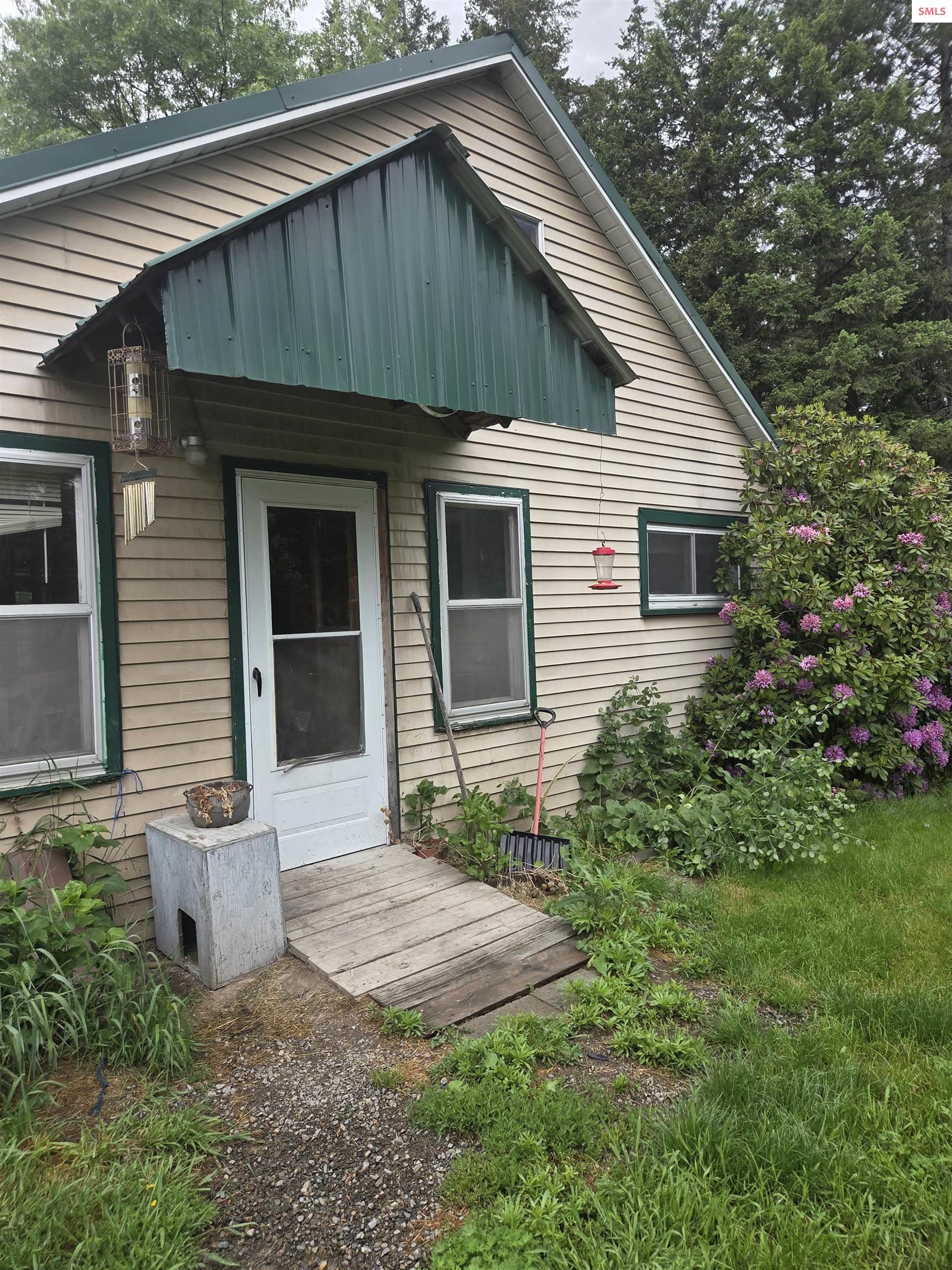 Property photo 3 for 75 Railroad Avenue