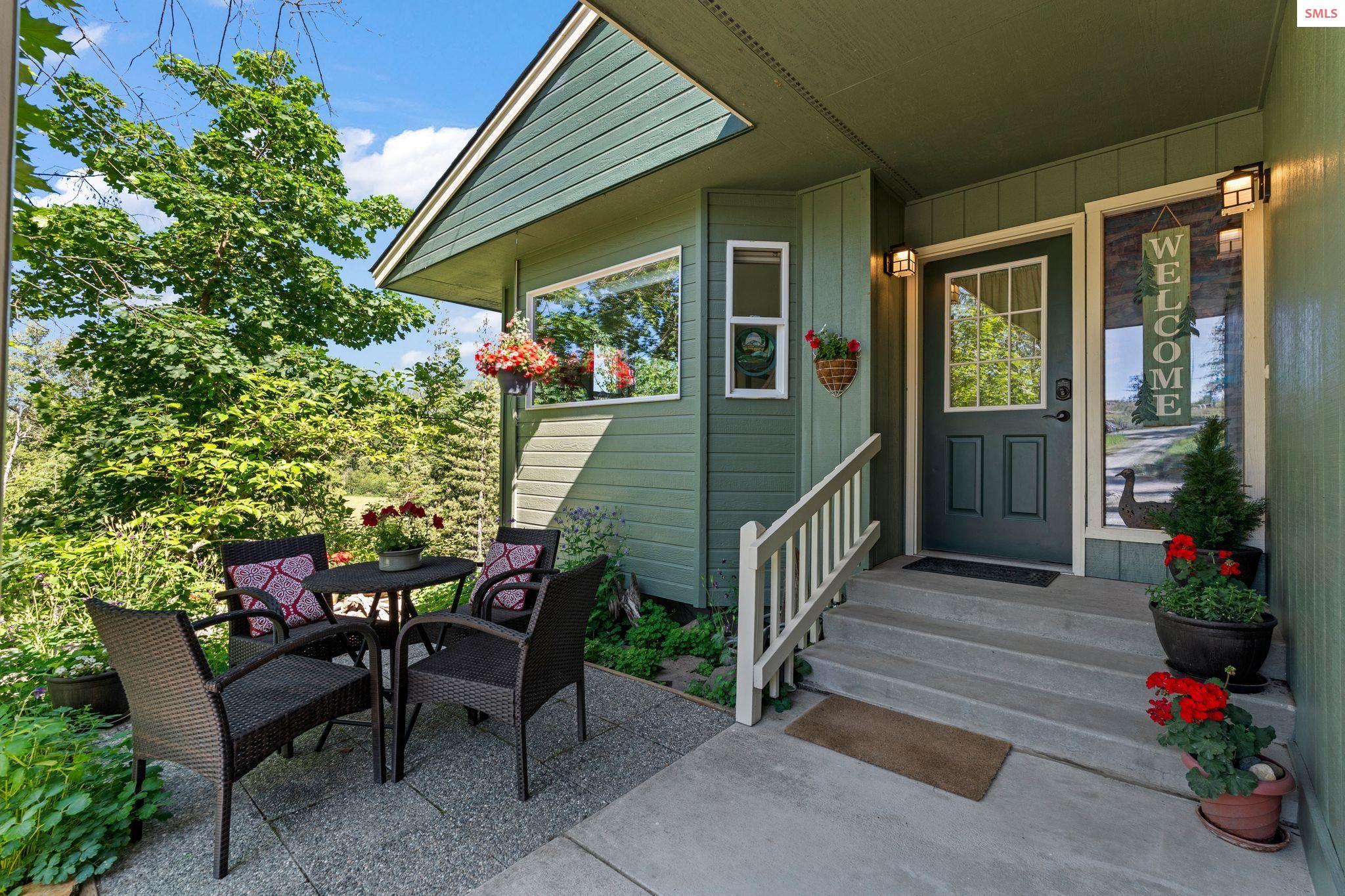 Property photo 2 for 723 Trout Creek Rd