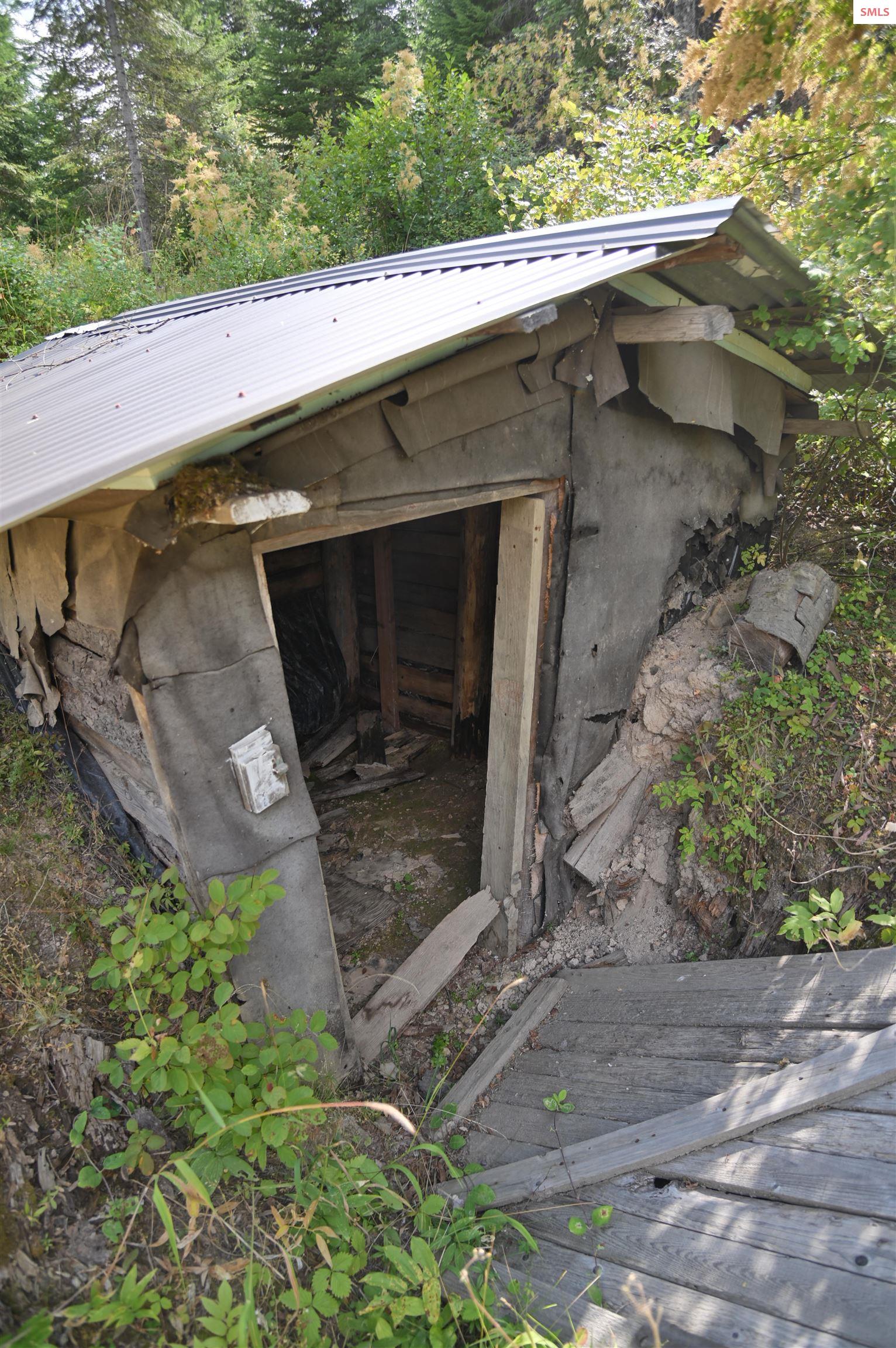 Property photo 2 for Blake Creek