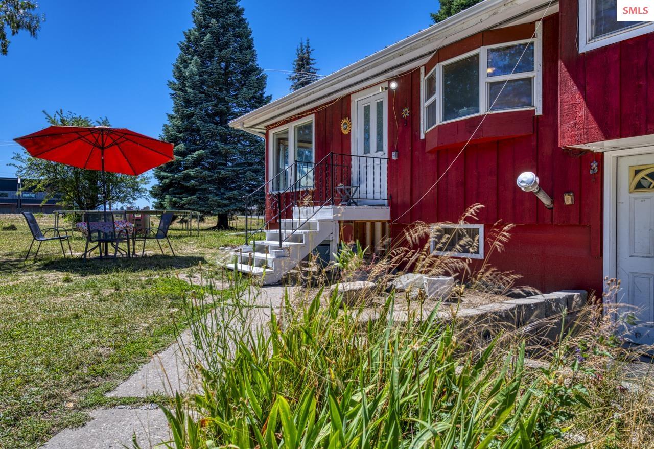 Property photo 2 for 65085 Highway 2