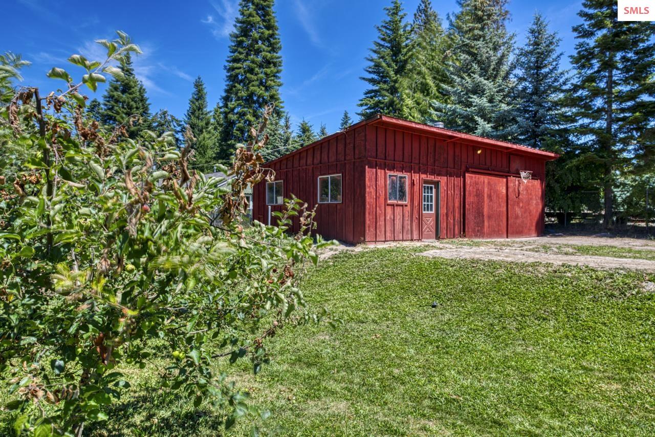 Property photo 3 for 65085 Highway 2